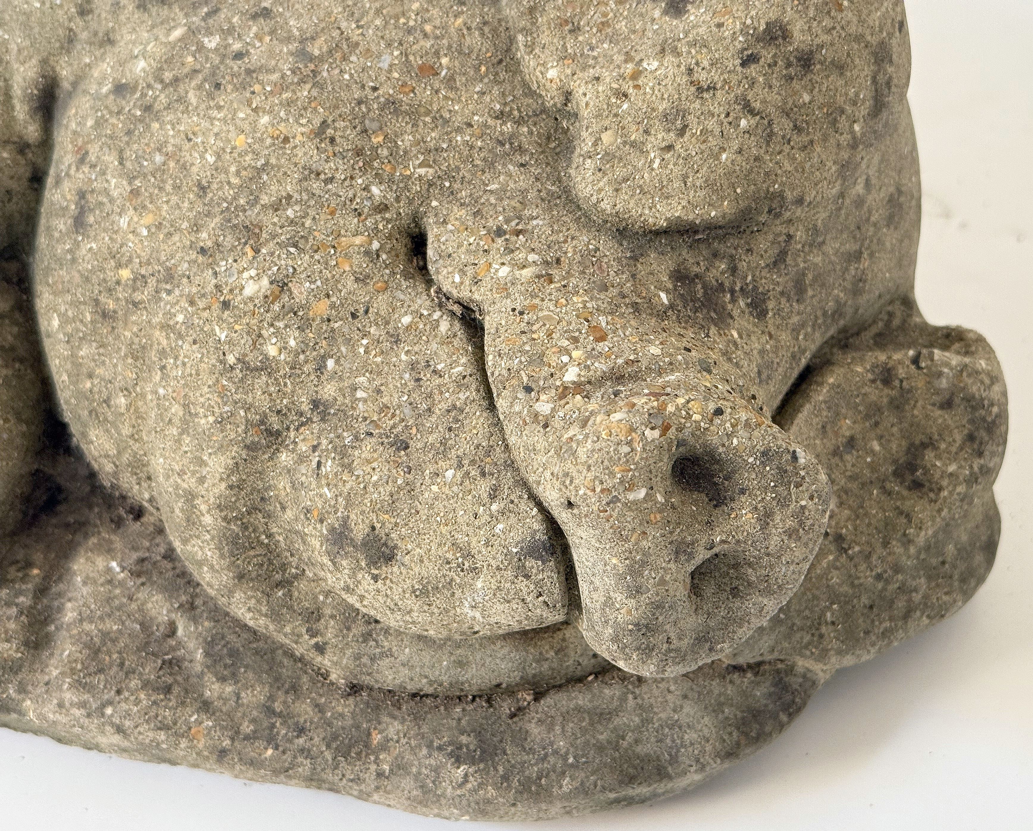 gg033_weathered_garden_pig_13_copy