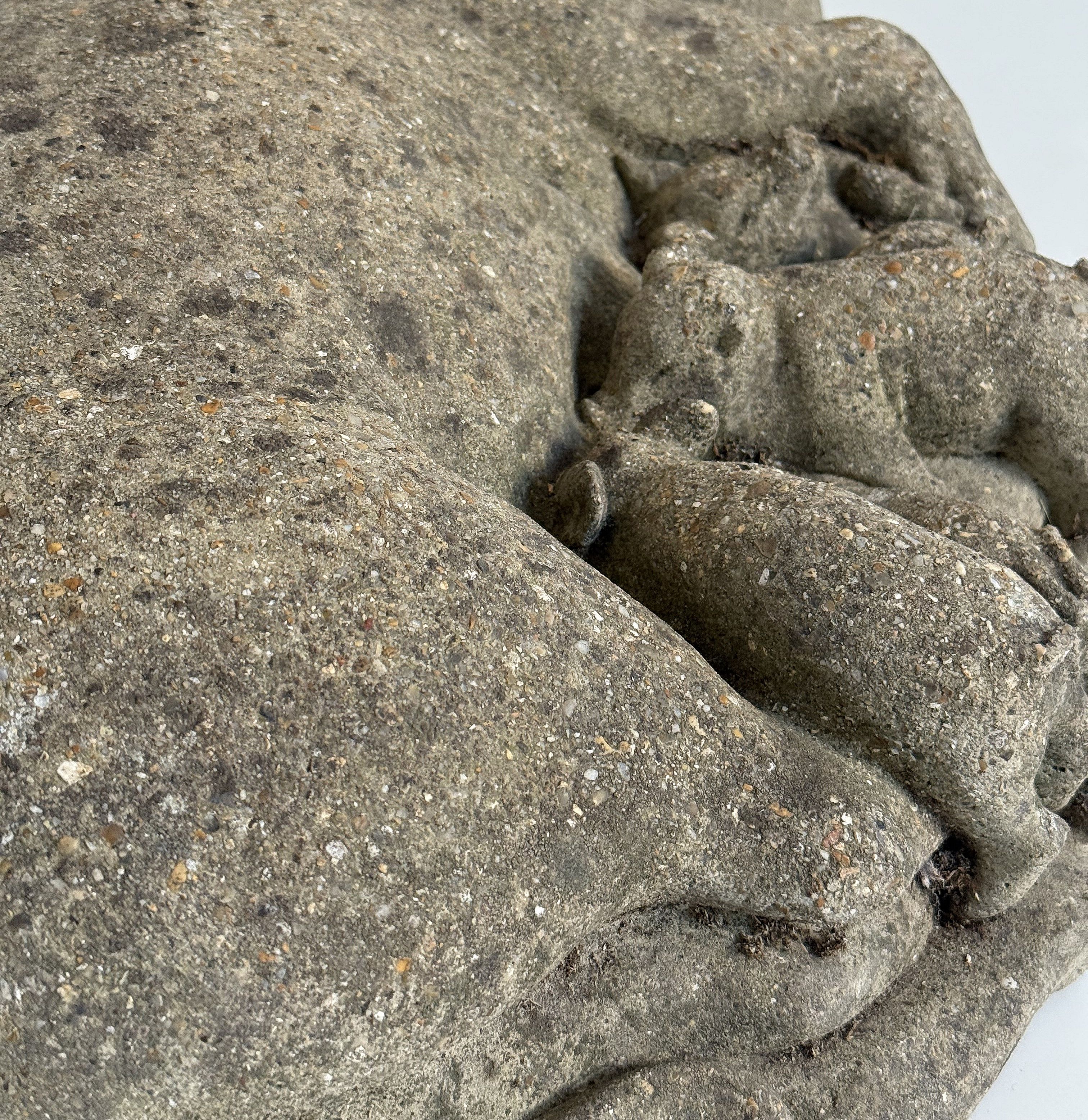 gg033_weathered_garden_pig_20_copy