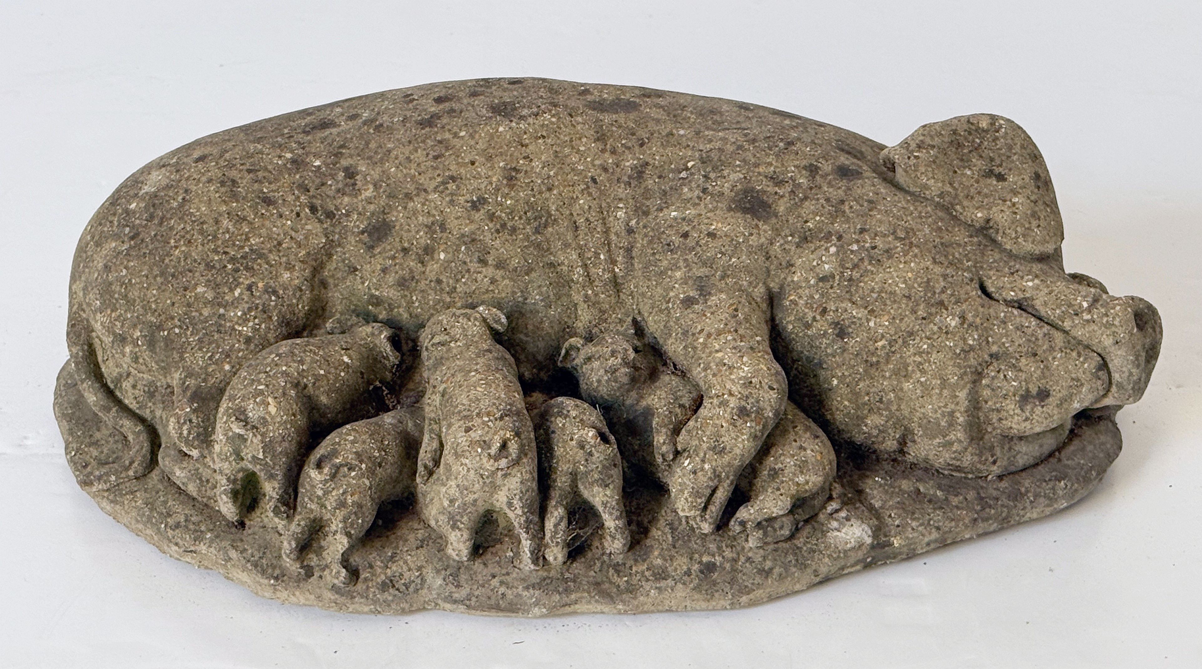 gg033_weathered_garden_pig_2_copy