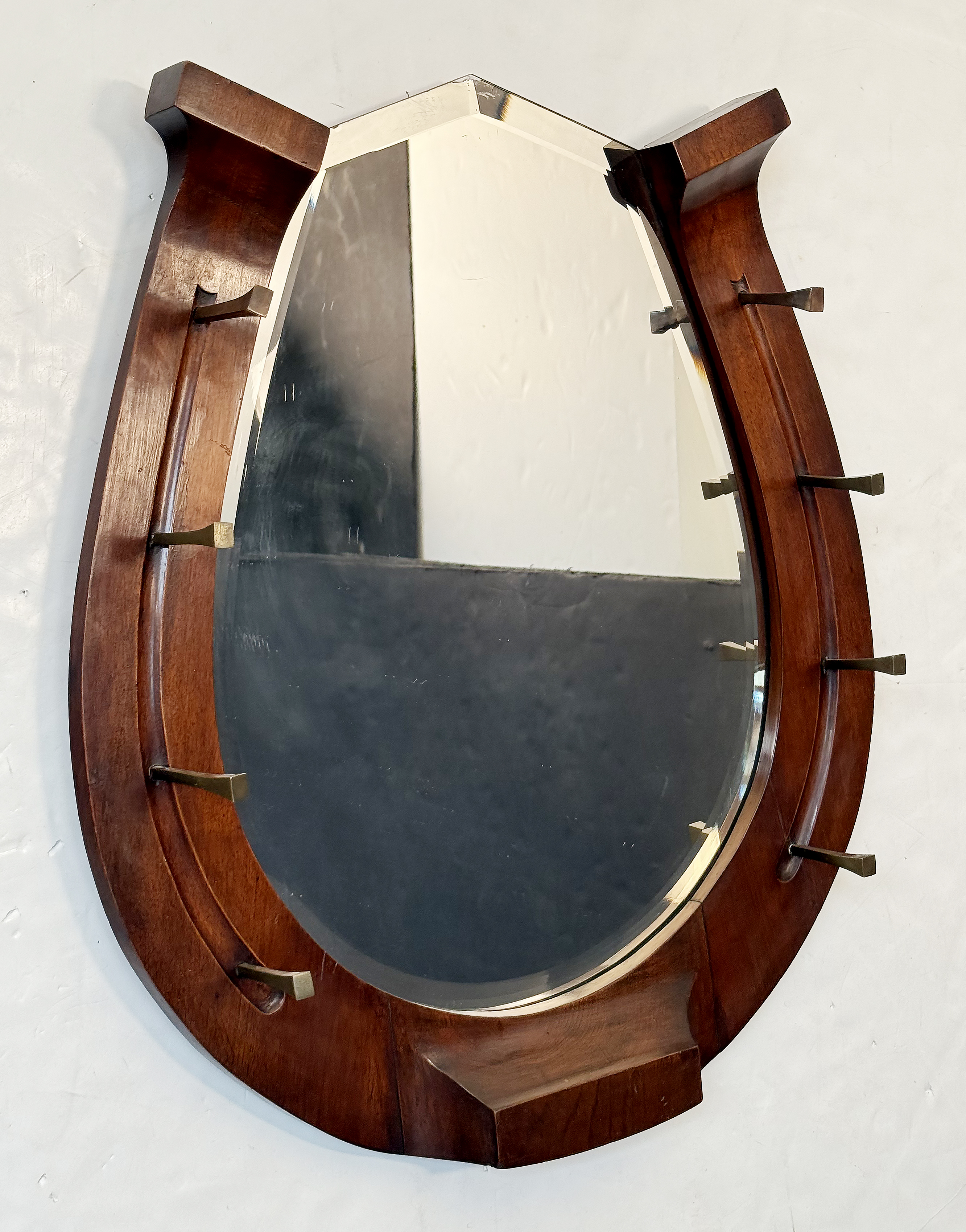 gg043_large_horseshoe_mirror_004