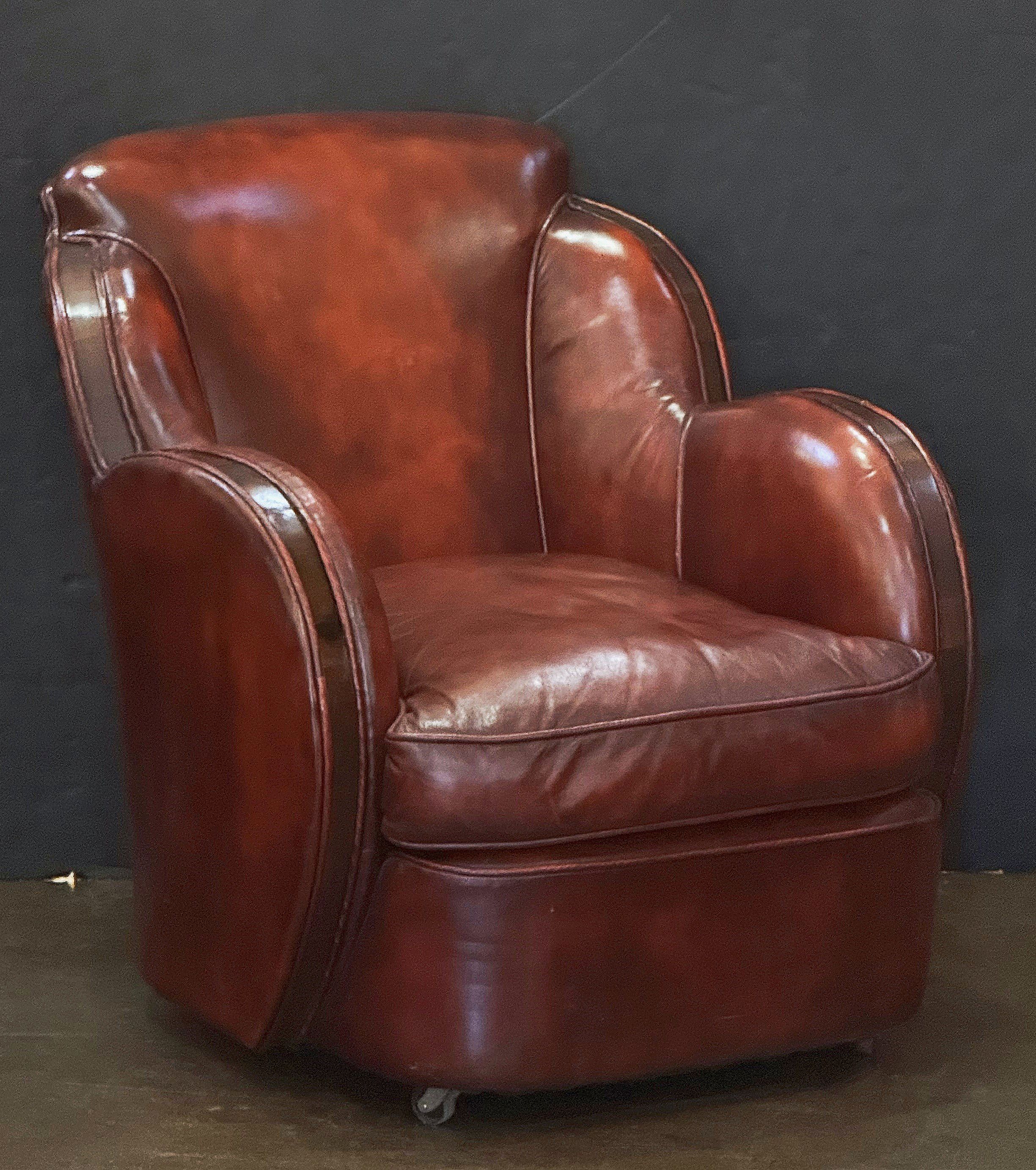 gg074_leather_club_chair_2_copy