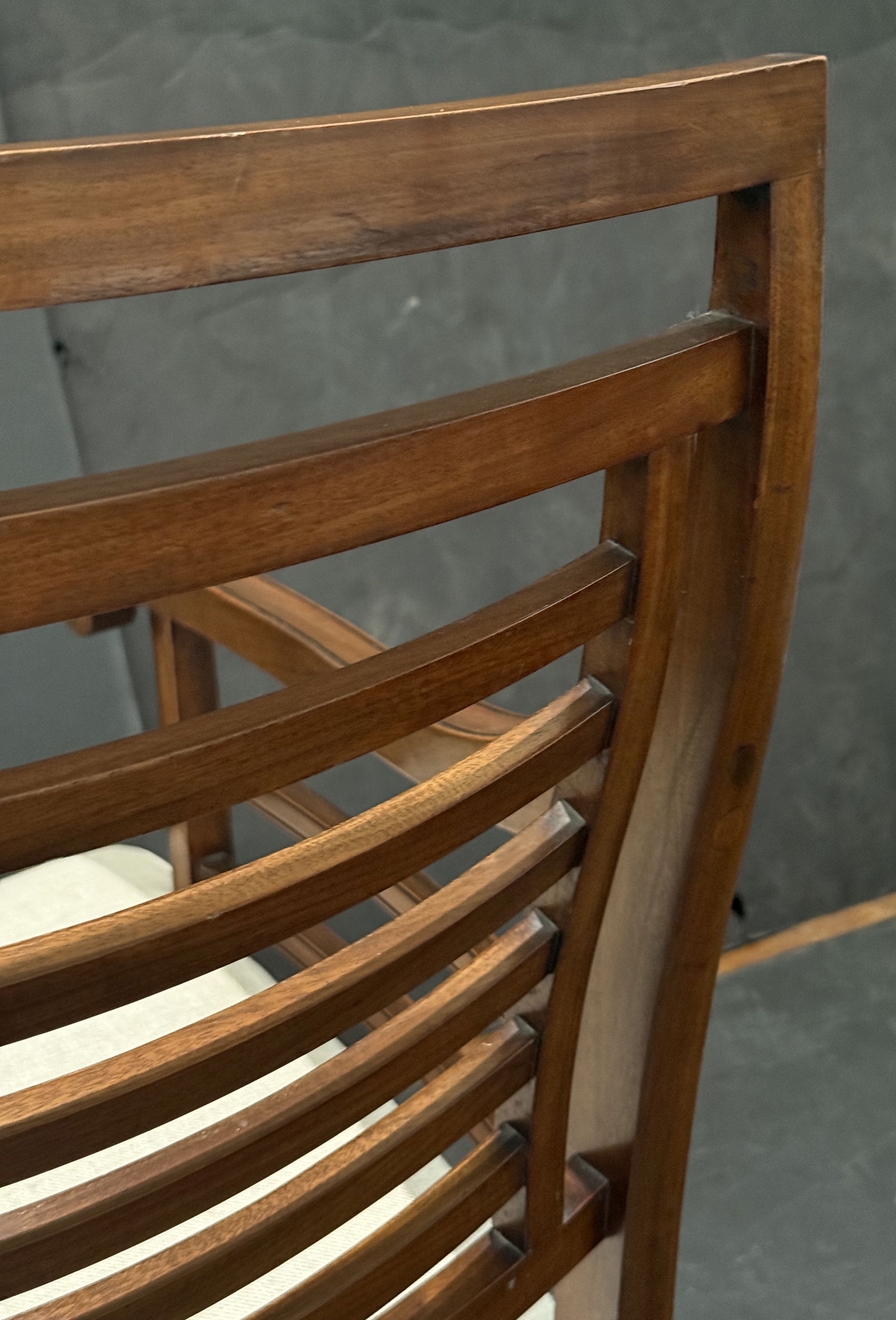 gg088_georgian_vernacular_reading_chair_20