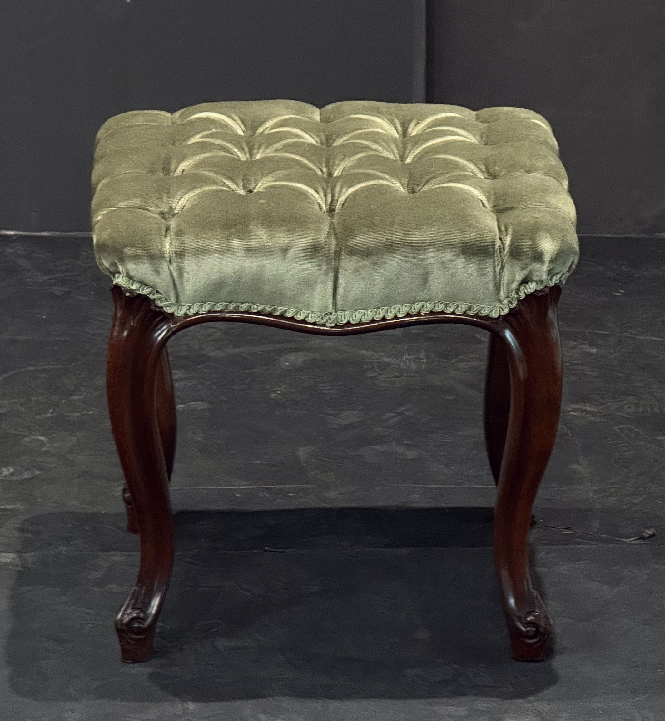 gg182_upholstered_stool_12_copy