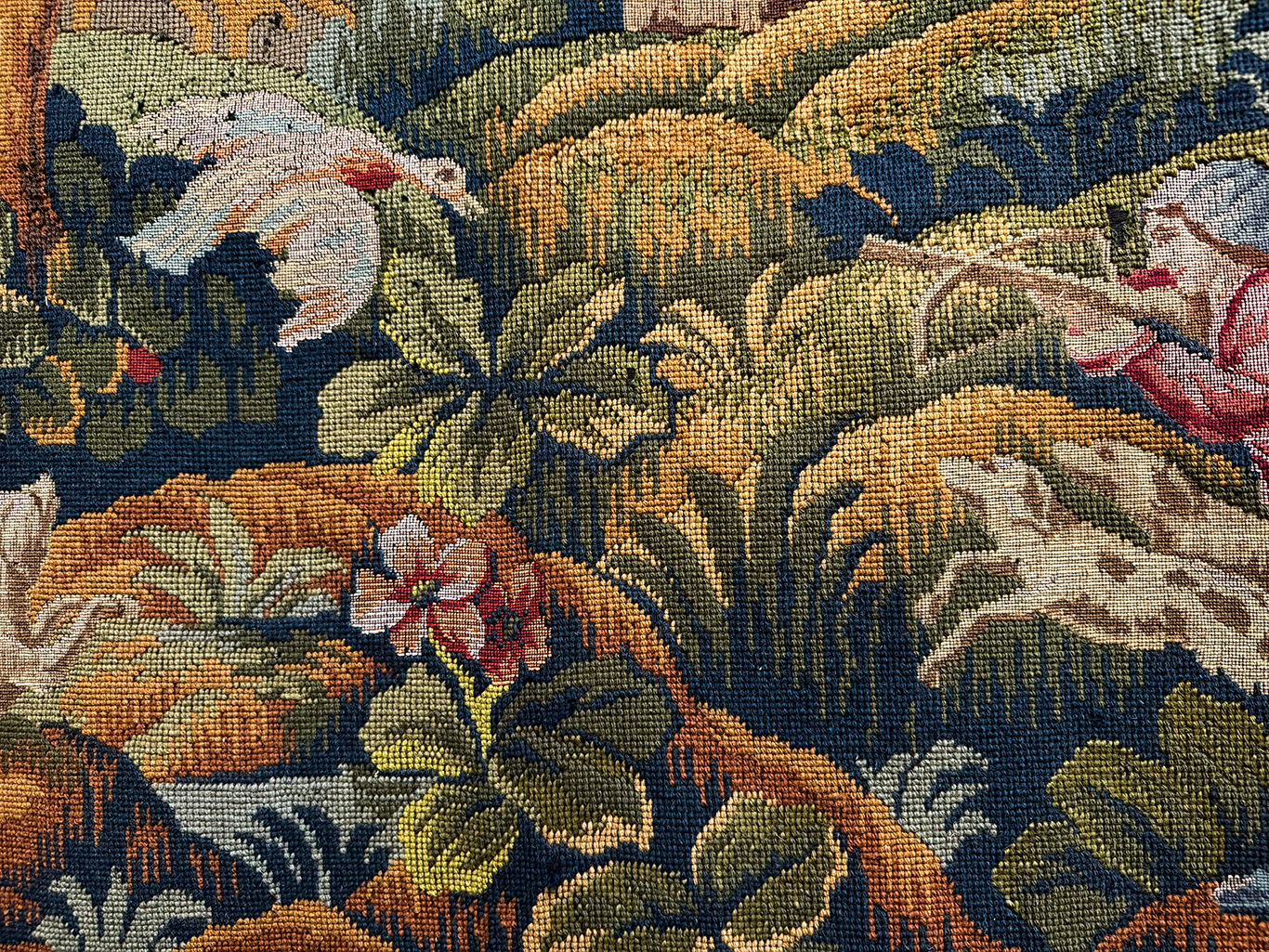gg190_tapestry_002b