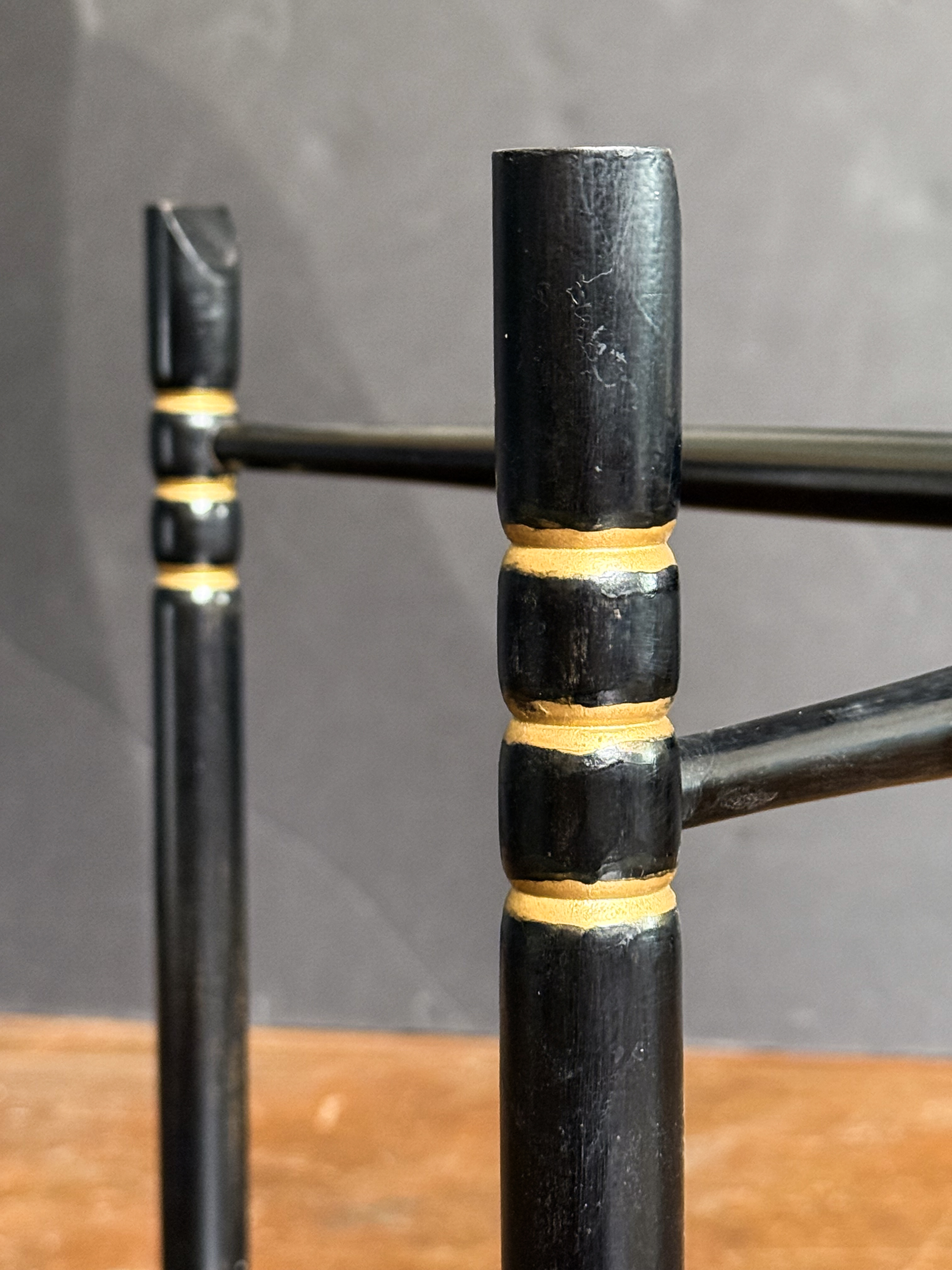 gg191_large_tray_on_stand_009