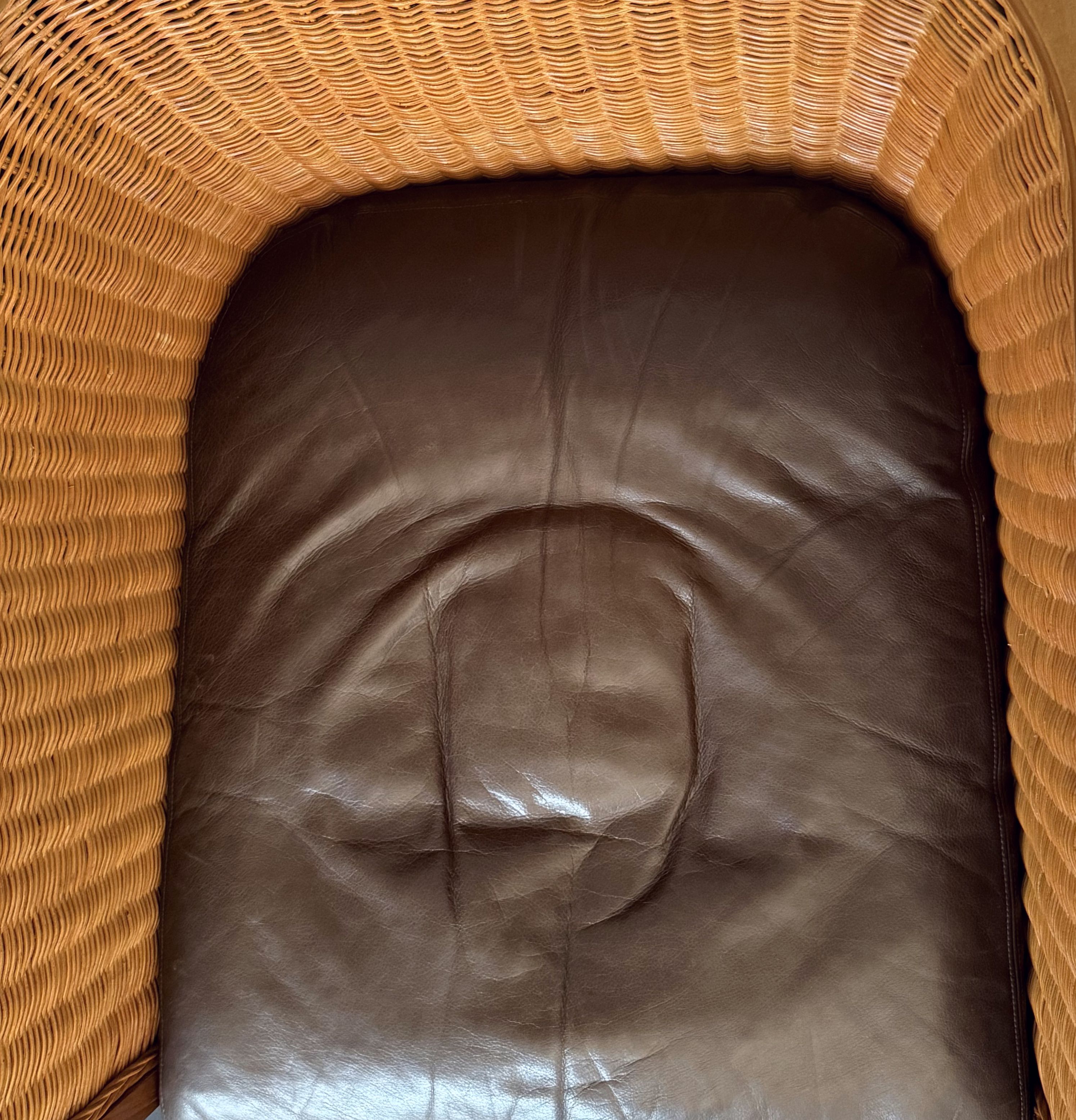 gg193_leather_chair_21_copy