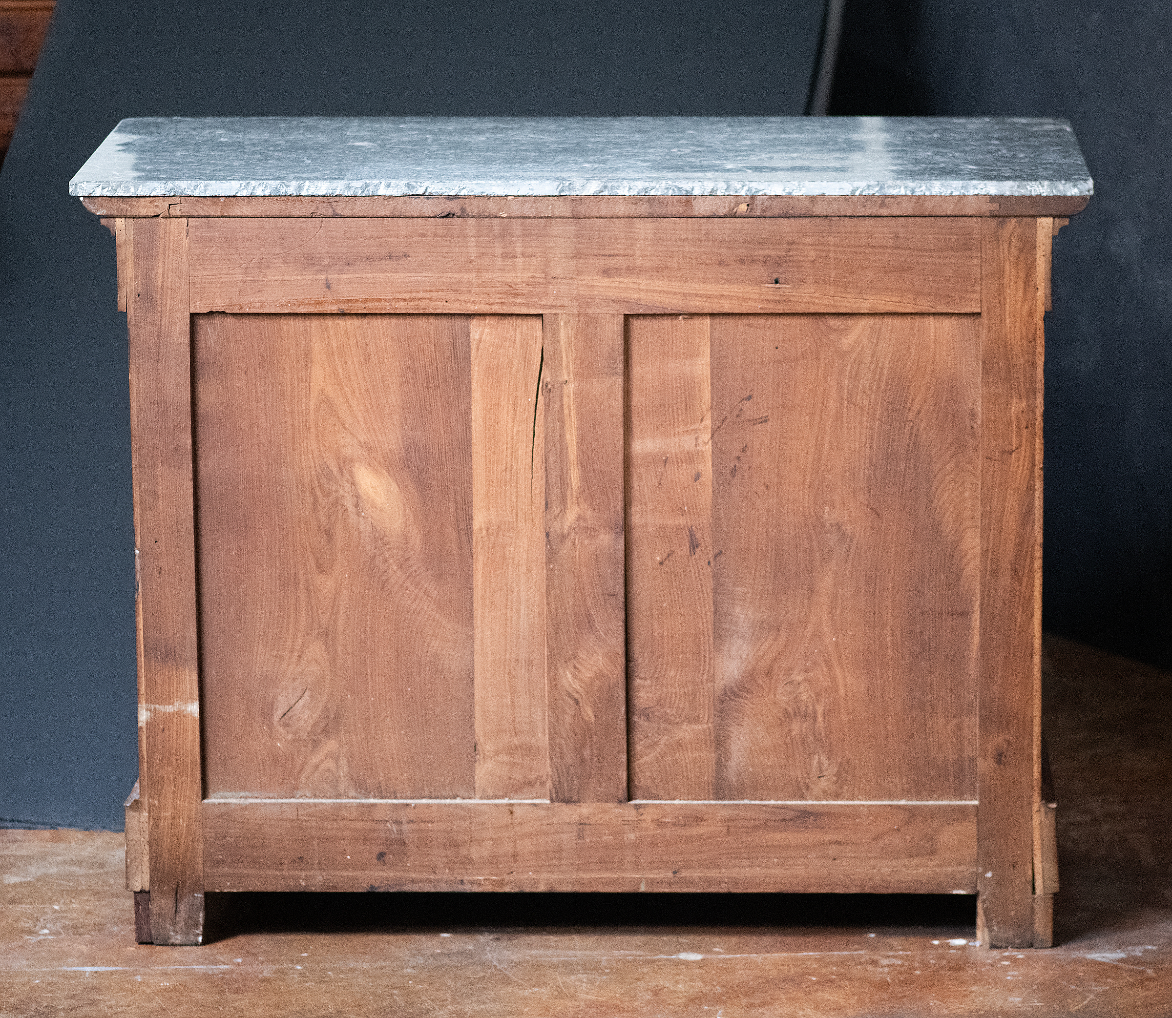 gg197_walnut_commode_w_marble_top_04_1559992563