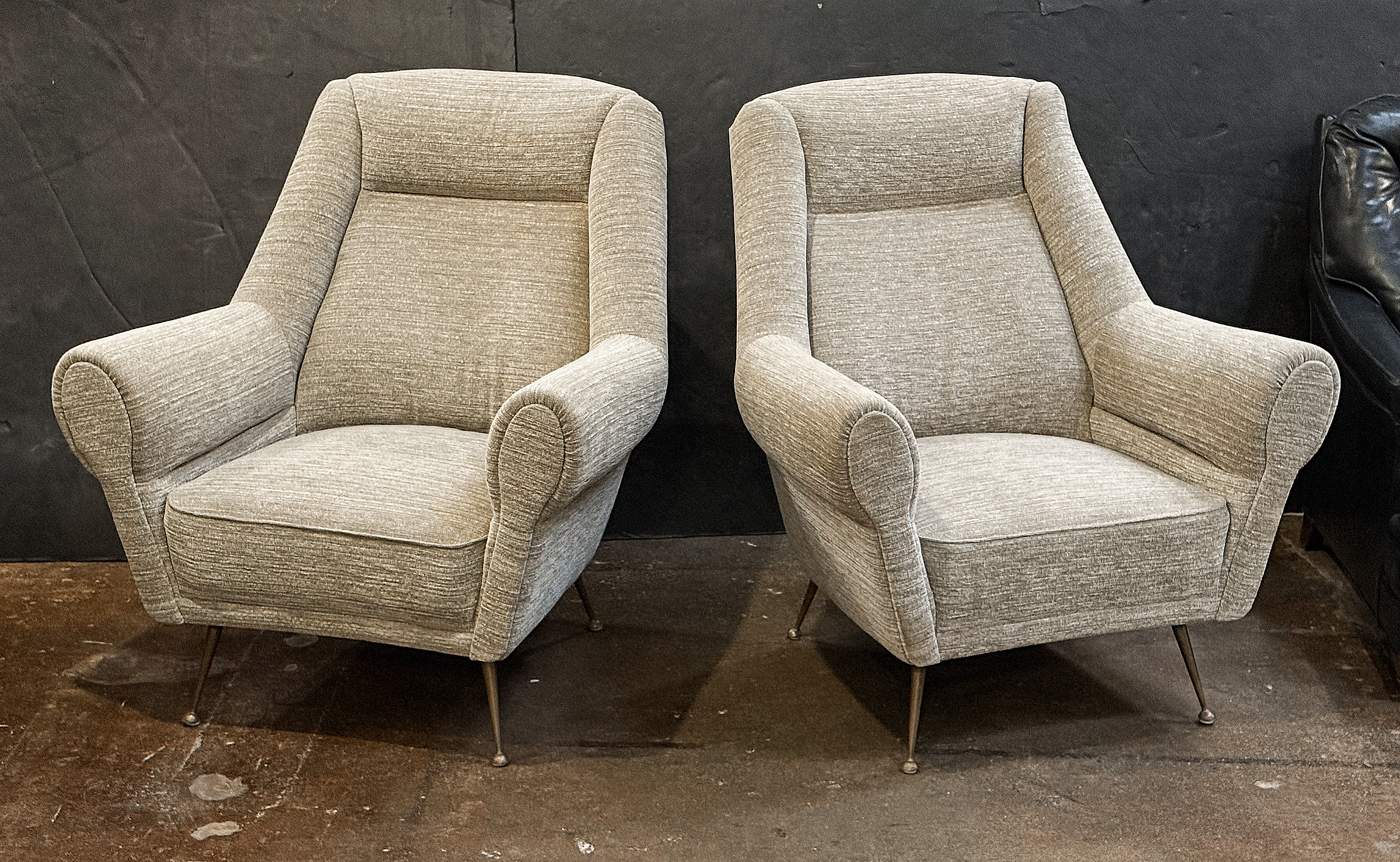 gg206a_italian_upholstered_armchair_12