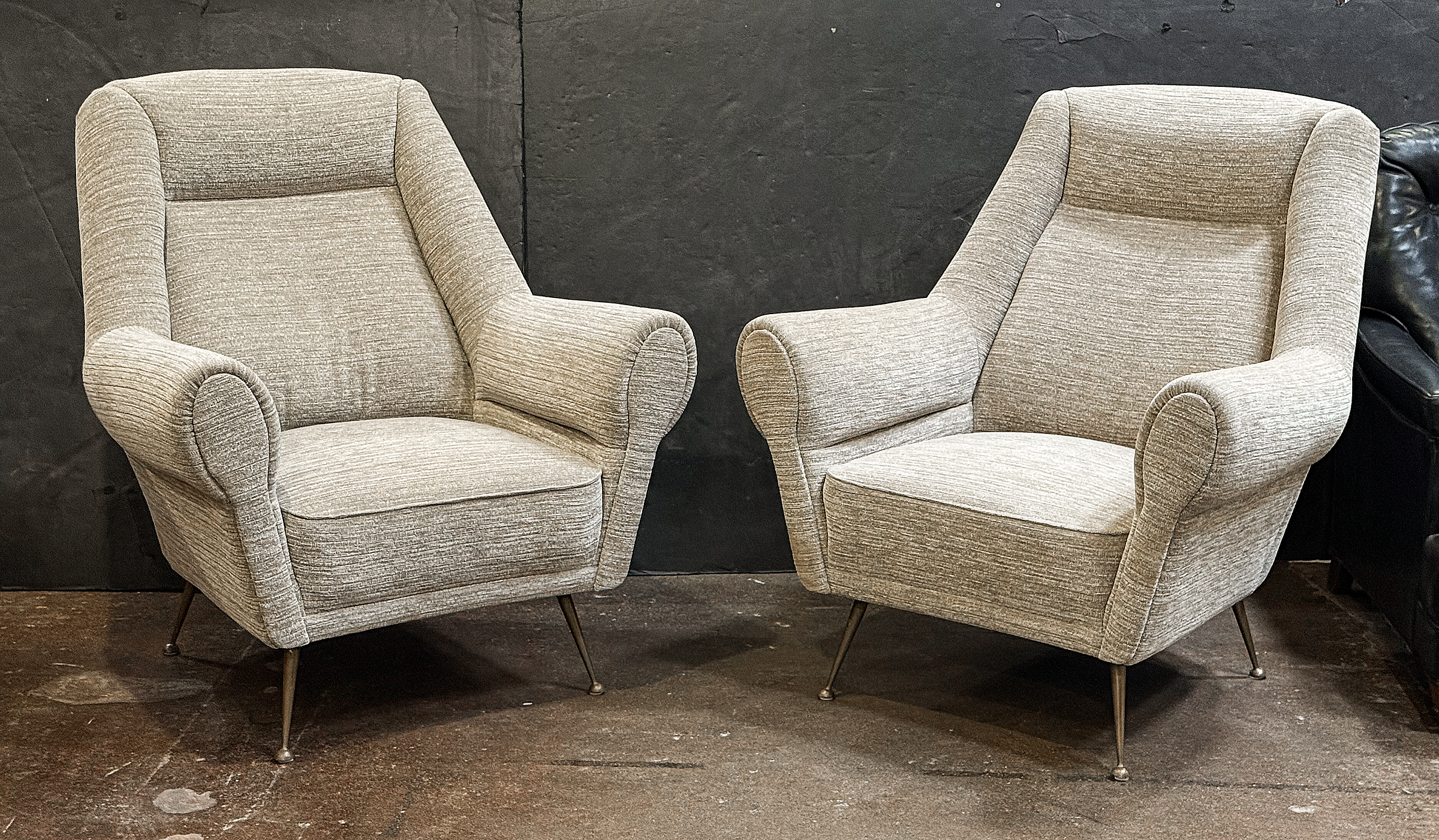 gg206a_italian_upholstered_armchair_13