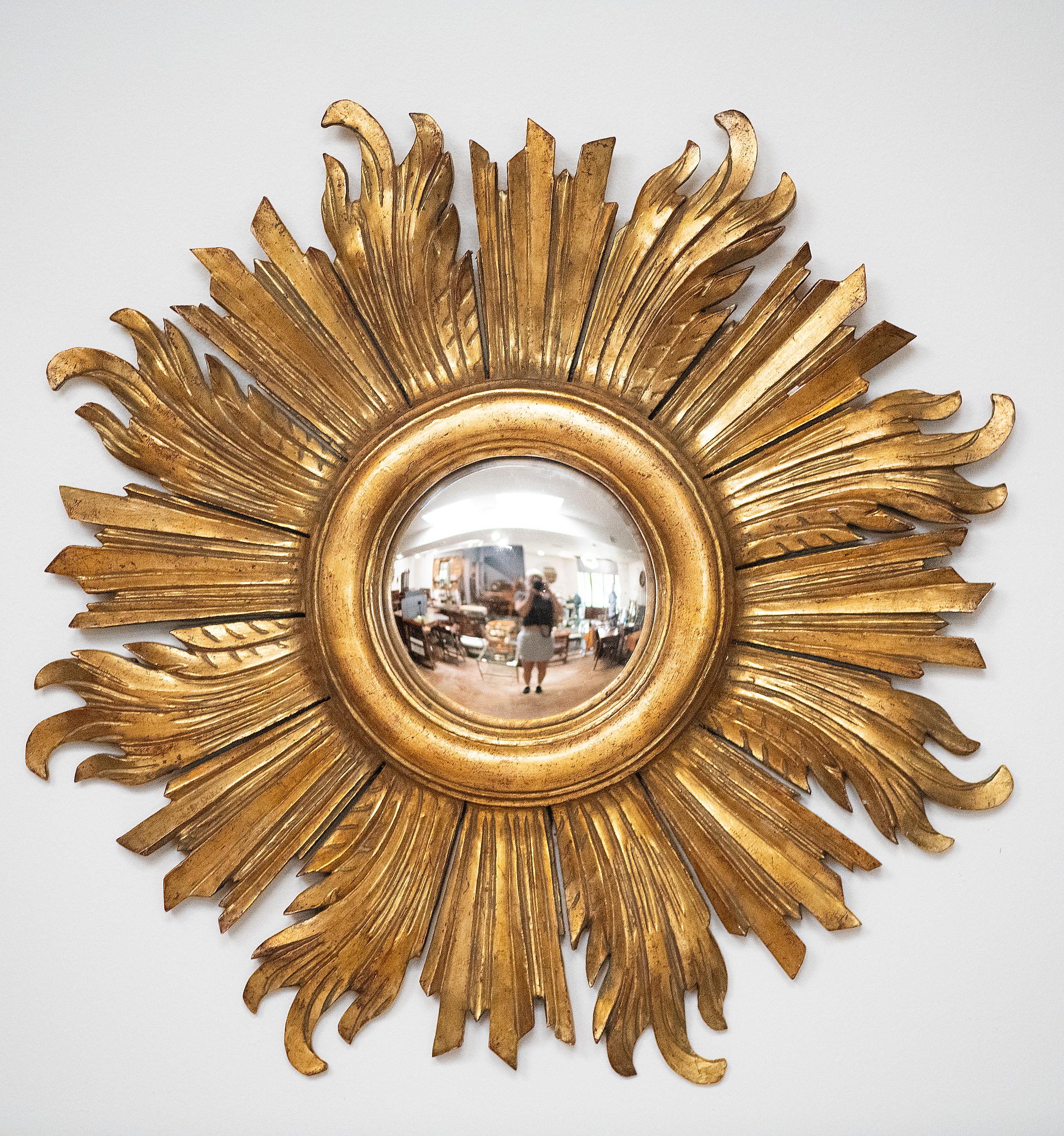 gg228_sunburst_mirror_01_l_e_a_d