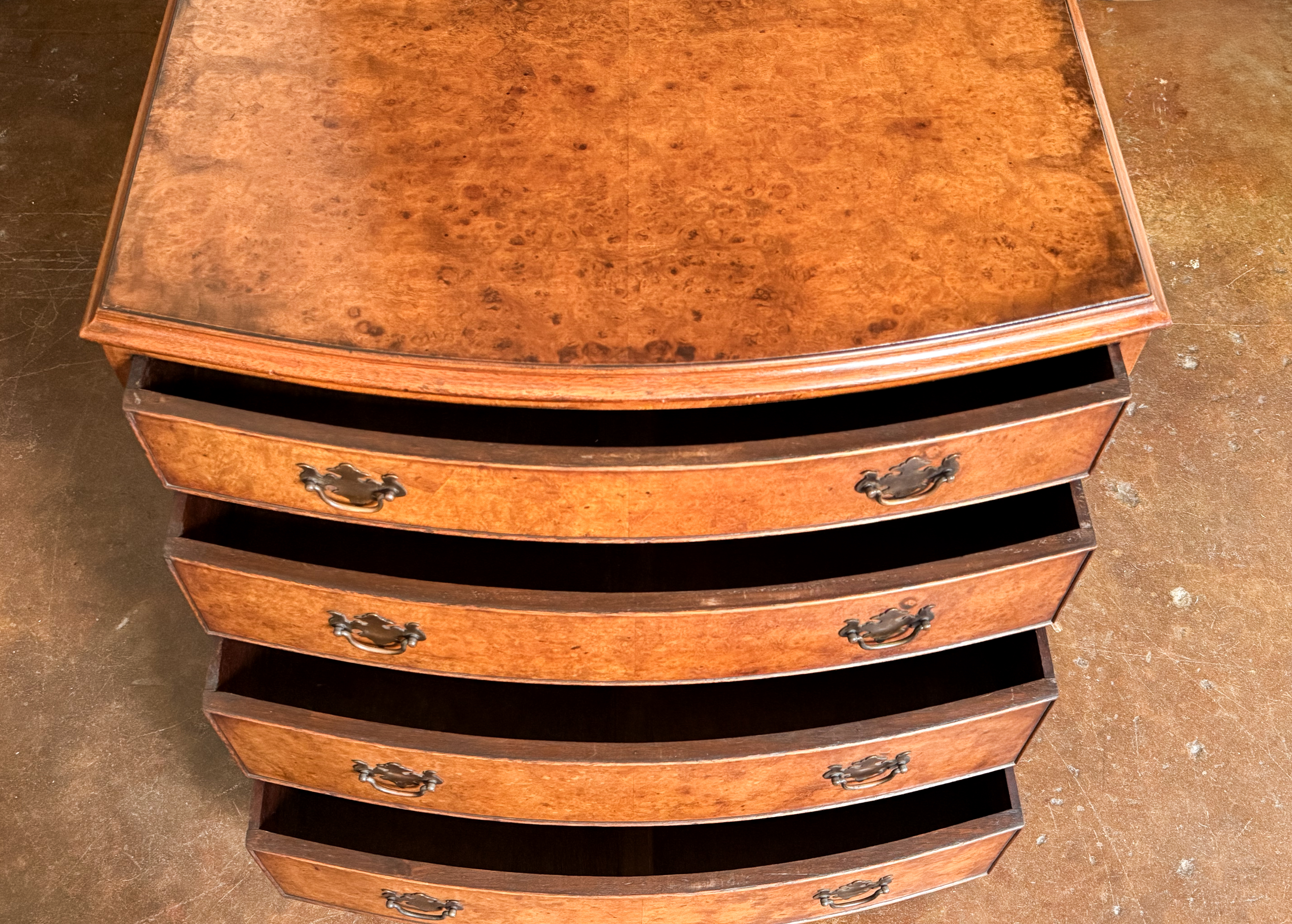 gg240_bow_front_chest_004