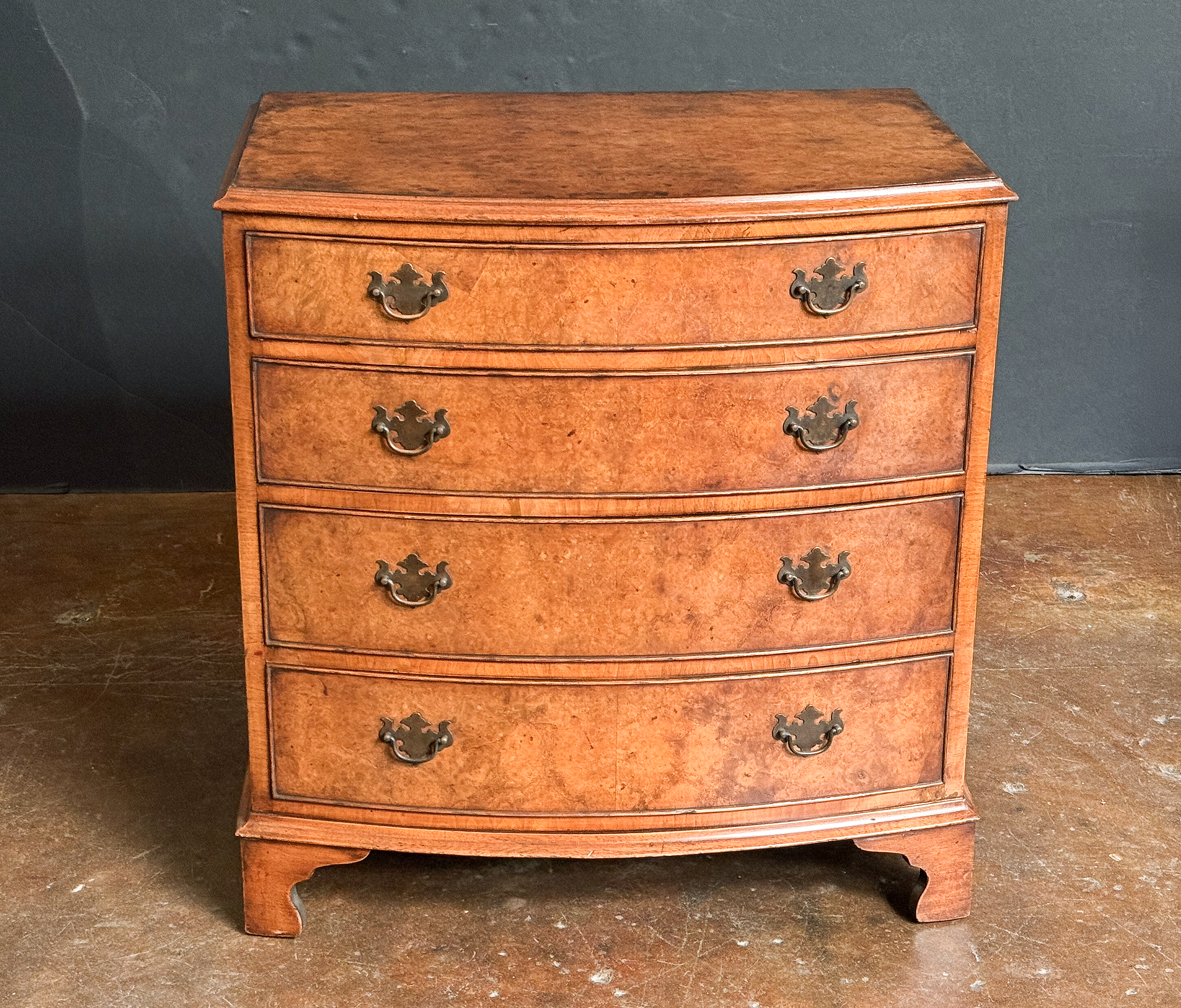 gg240_bow_front_chest_010