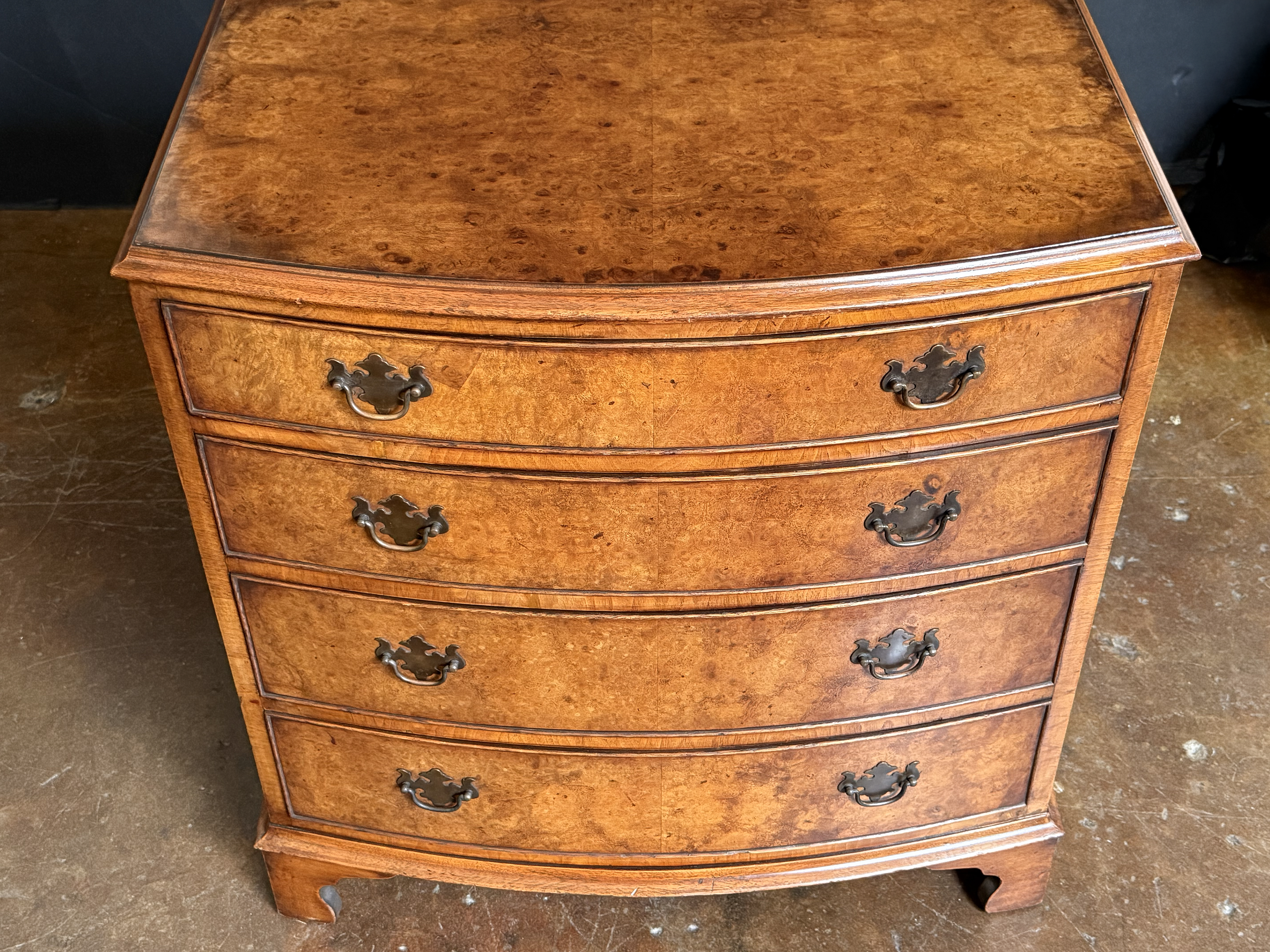 gg240_bow_front_chest_011