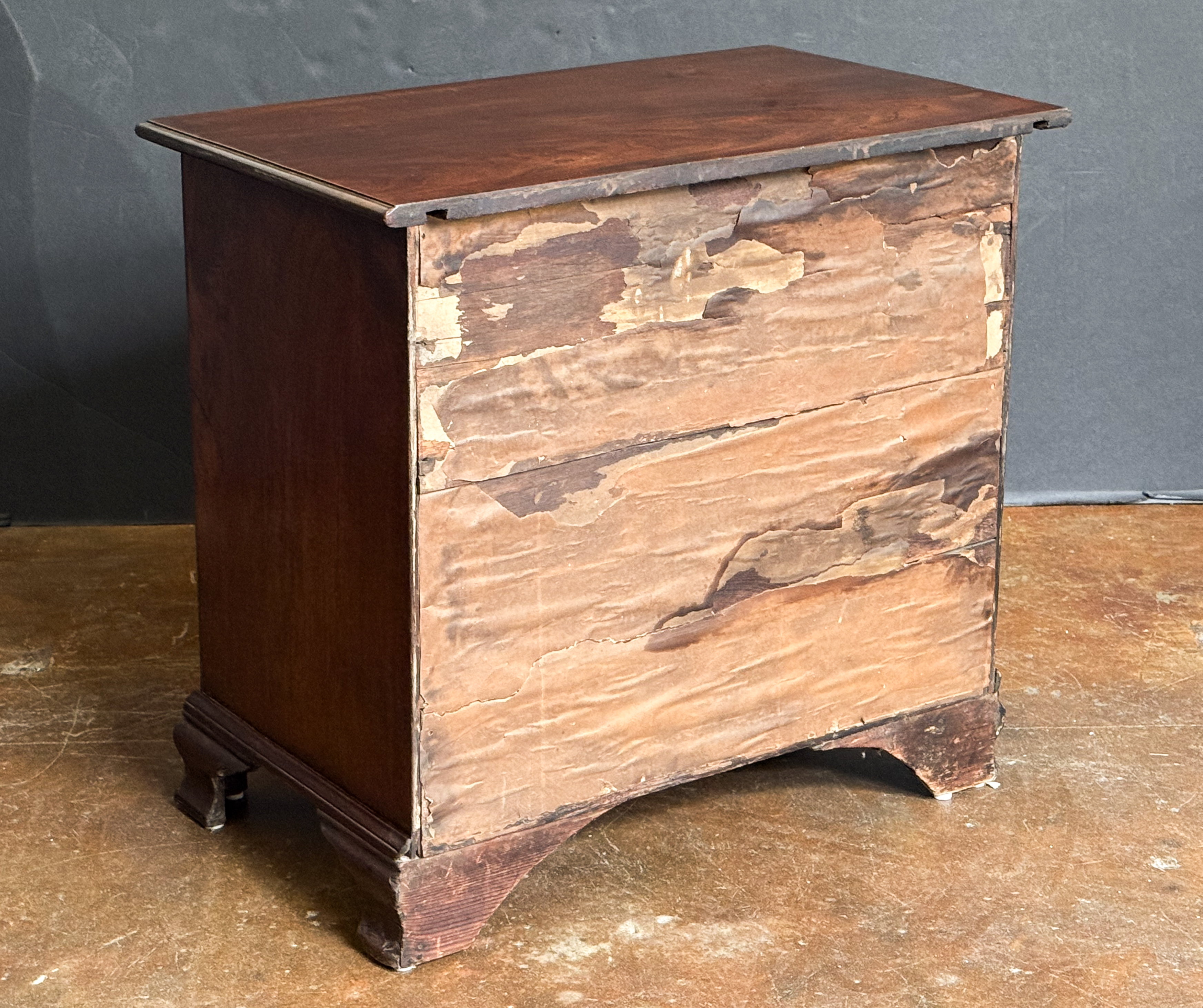 gg245_oak_chest_010_1522113625