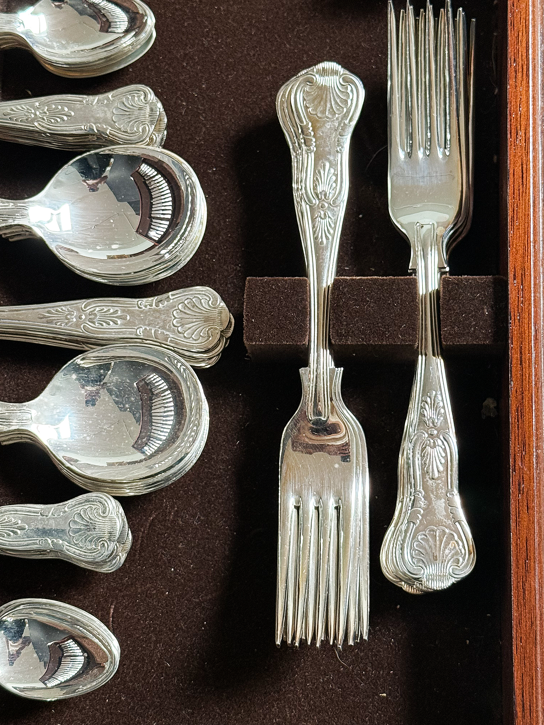 gg247_s_p_canteen_of_cutlery_08