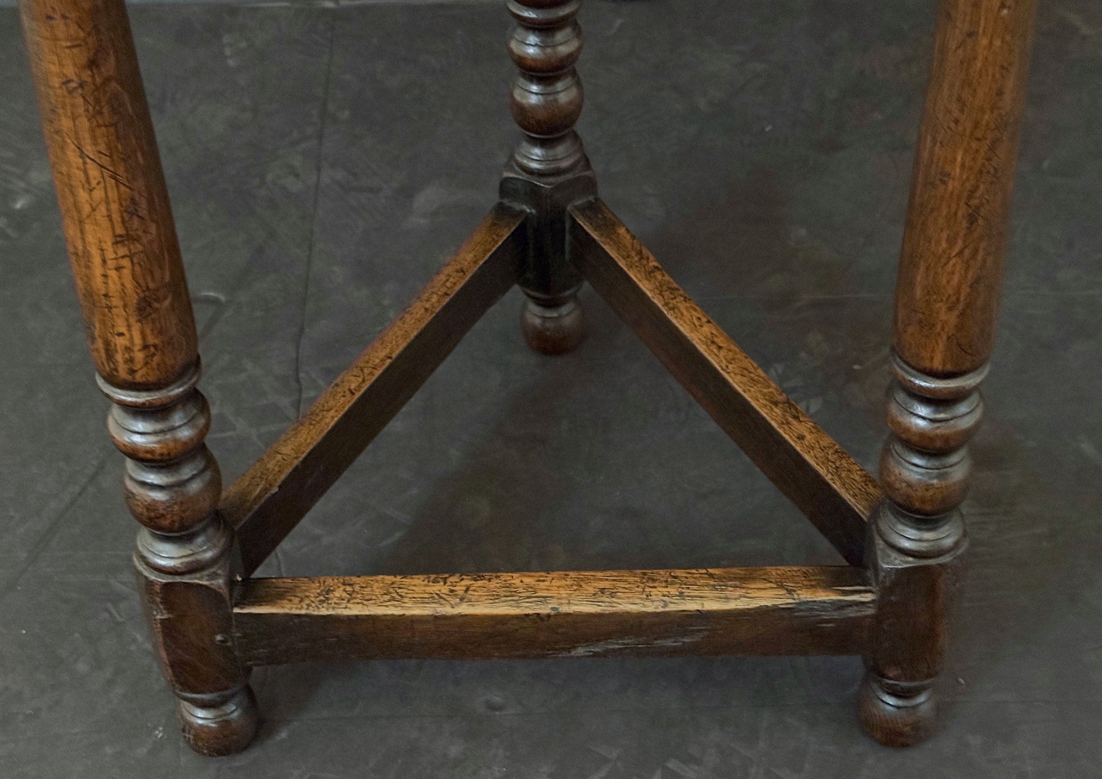 gg260_oak_cricket_table_11_copy