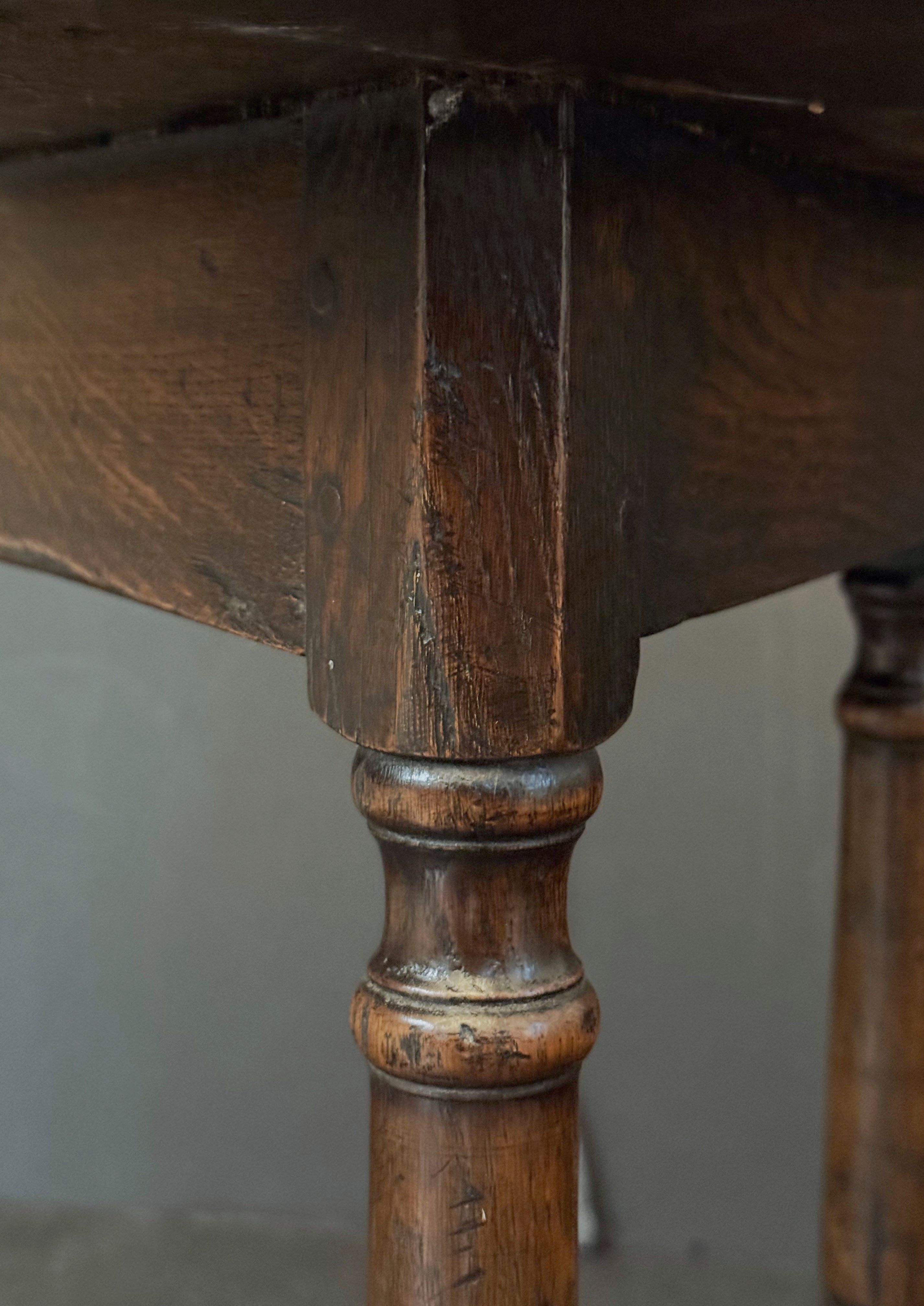 gg260_oak_cricket_table_13_copy