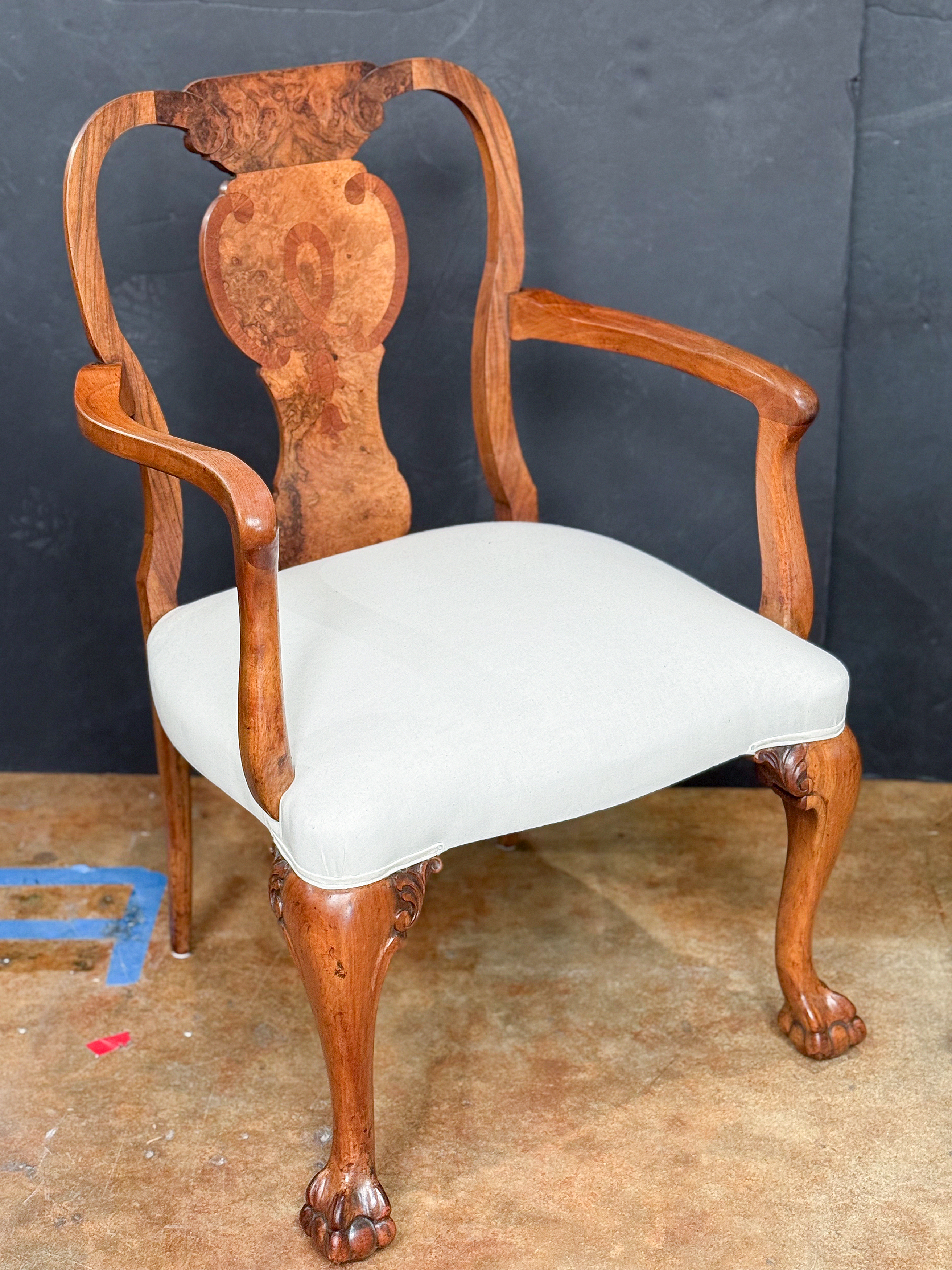 gg506_burl_wood_and_linen_armchairs_003