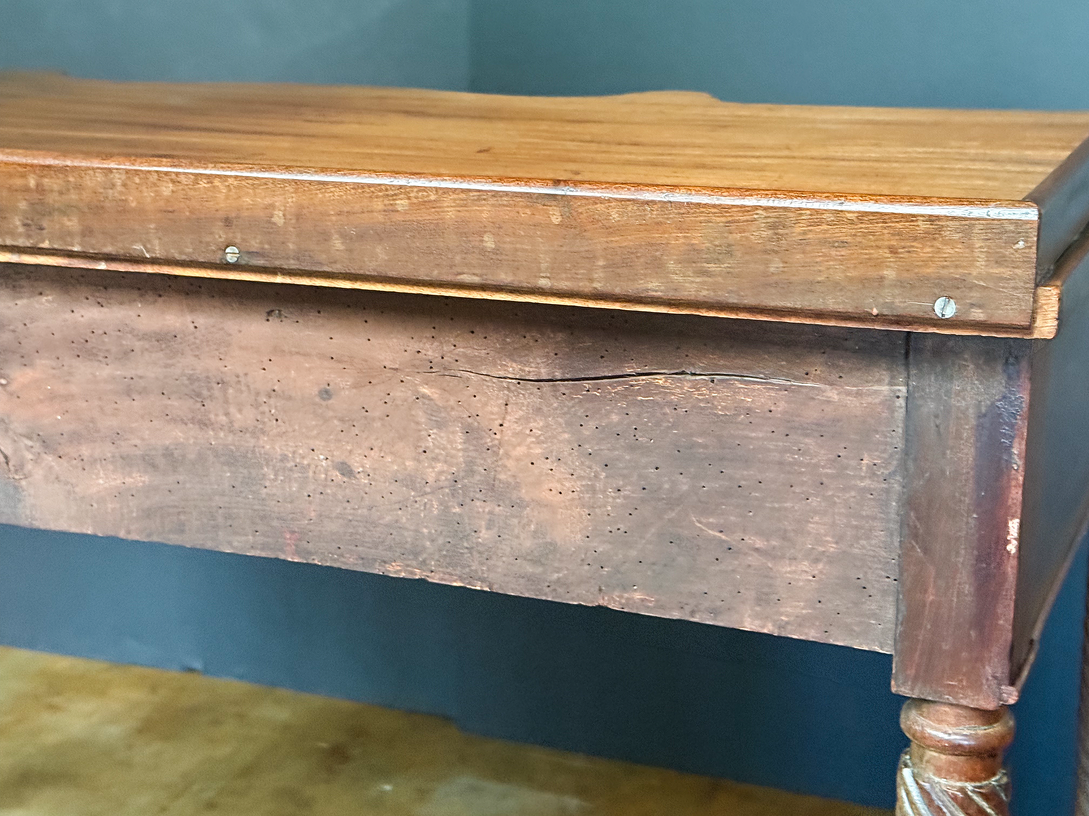 gg512_regency_writing_table_014