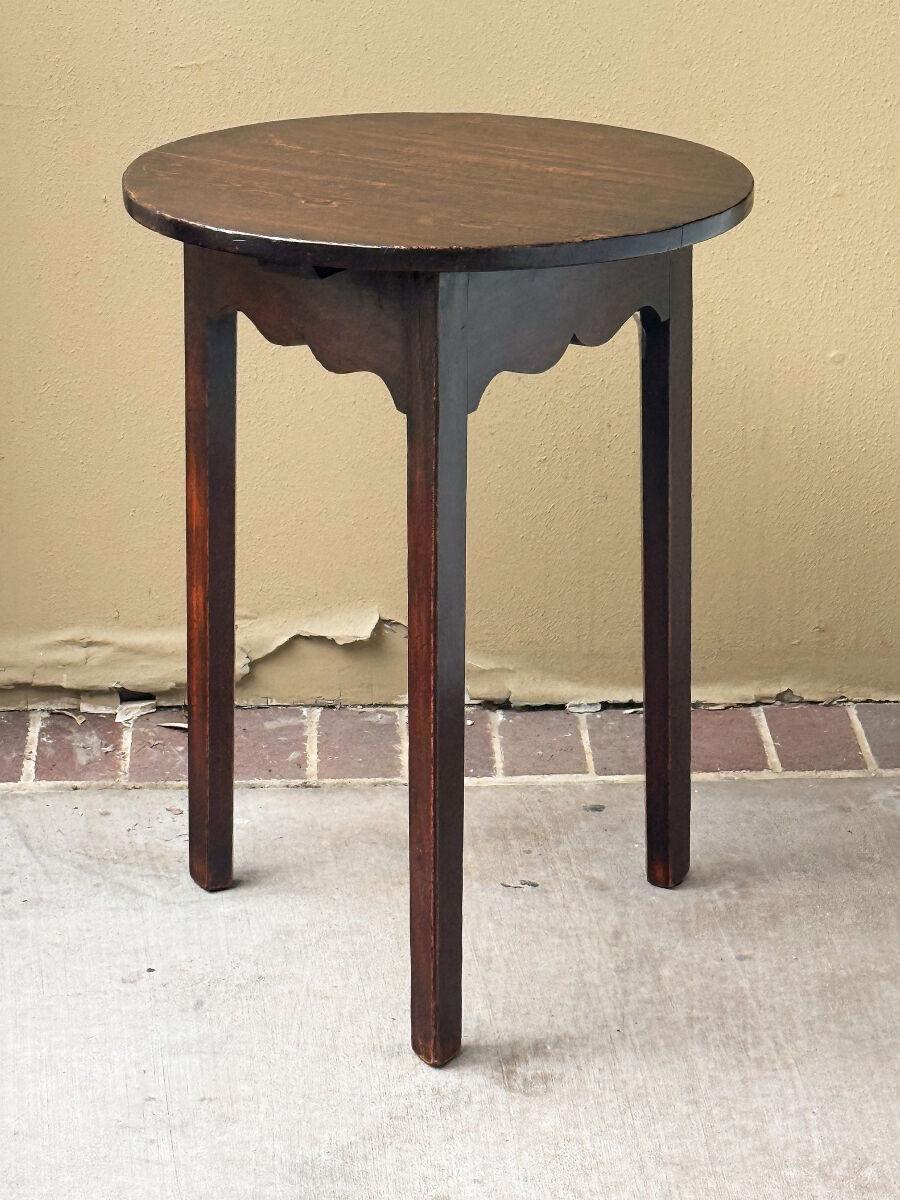 gg560_oak_cricket_table_001