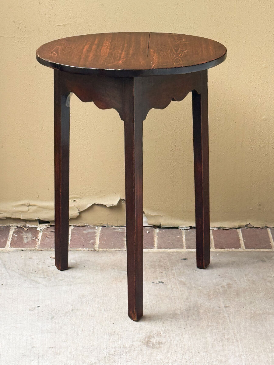 gg560_oak_cricket_table_004_l_e_a_d