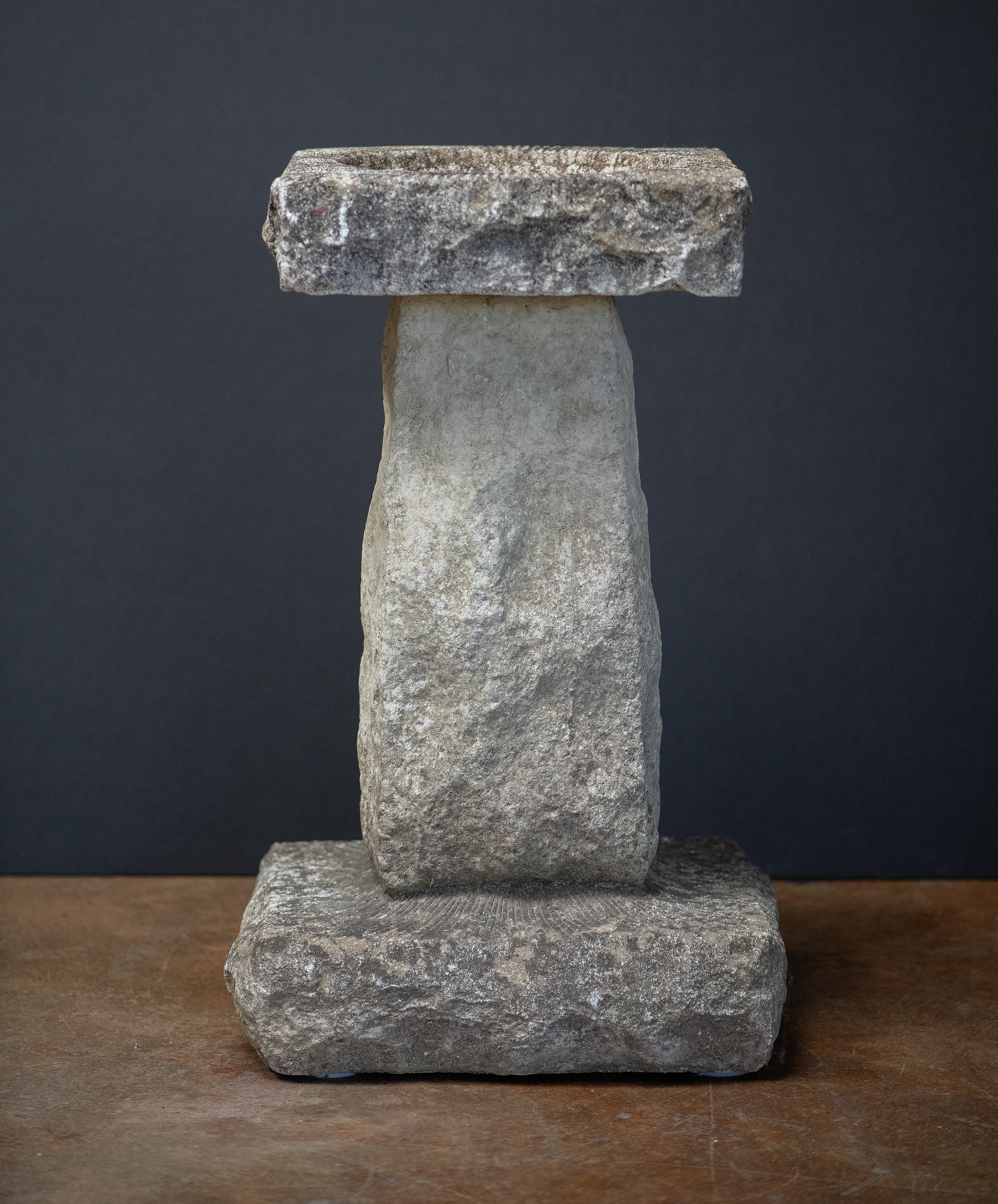 gg572_composition_stone_bird_bath_004