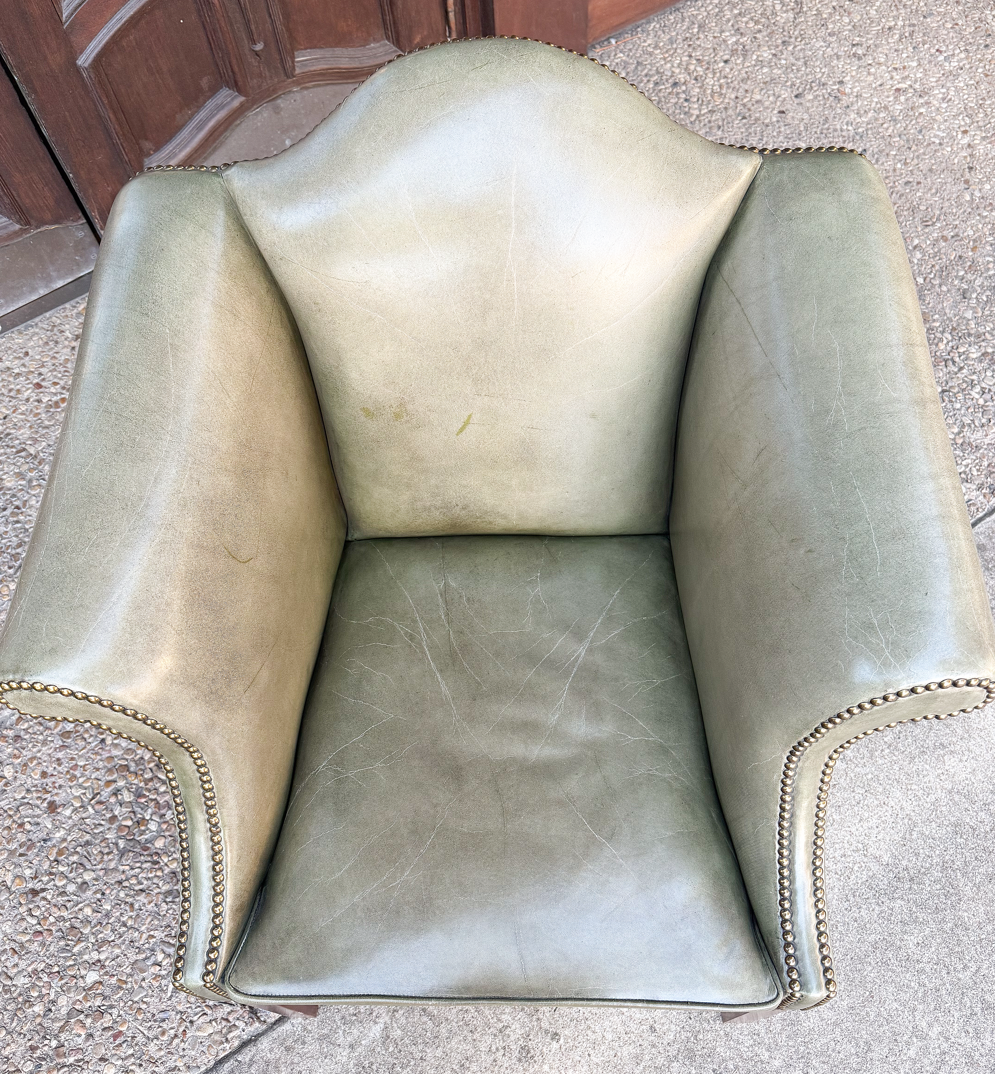 gg575_green_leather_armchair_010