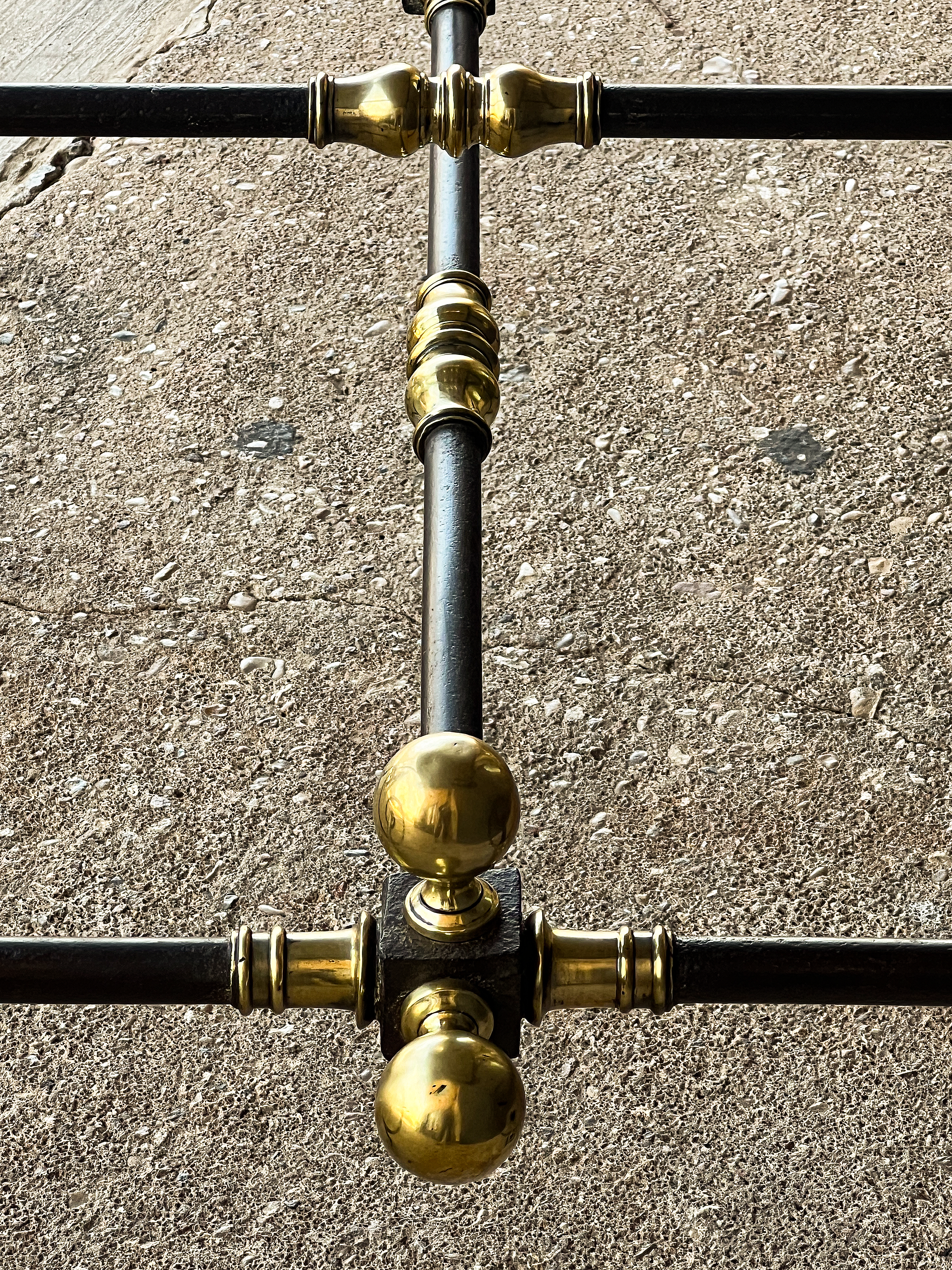 gg623_french_patisserie_table_007