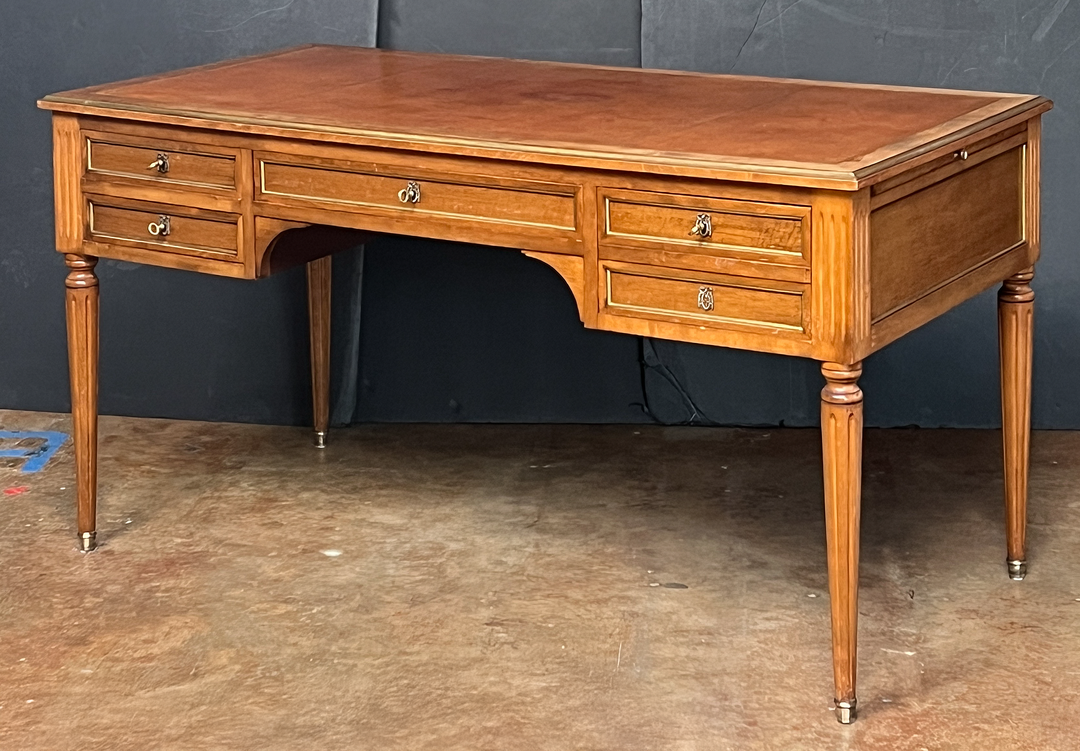 gg630_french_writing_desk_008_1673565351