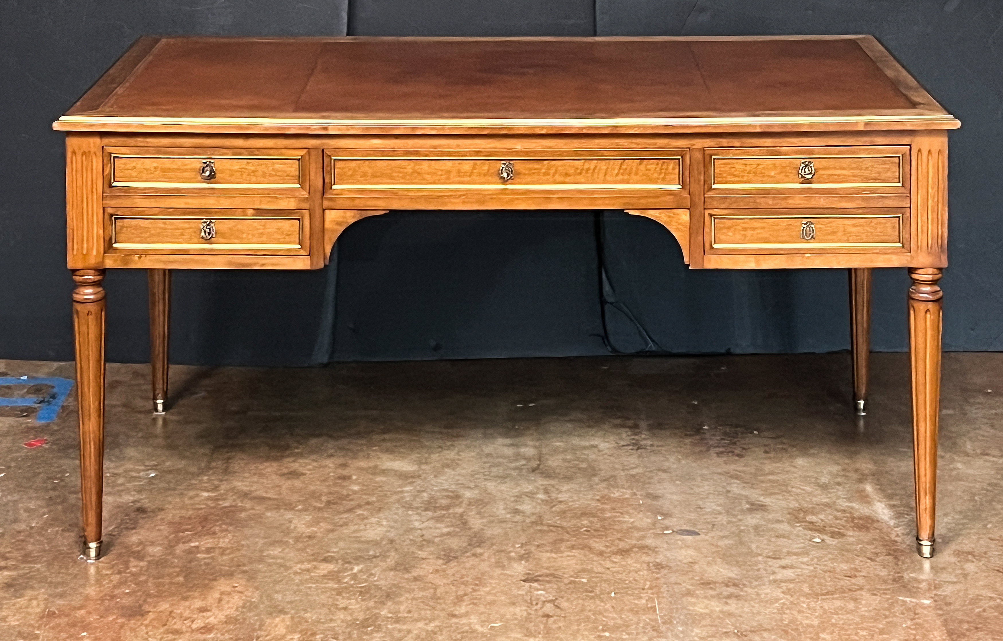 gg630_french_writing_desk_011_162937812