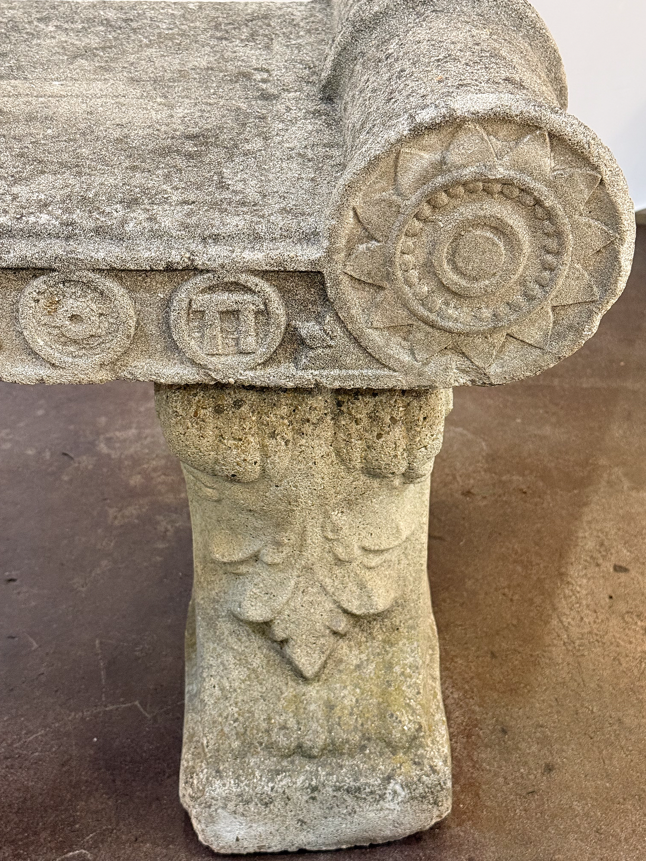 gg661_large_english_stone_bench_009