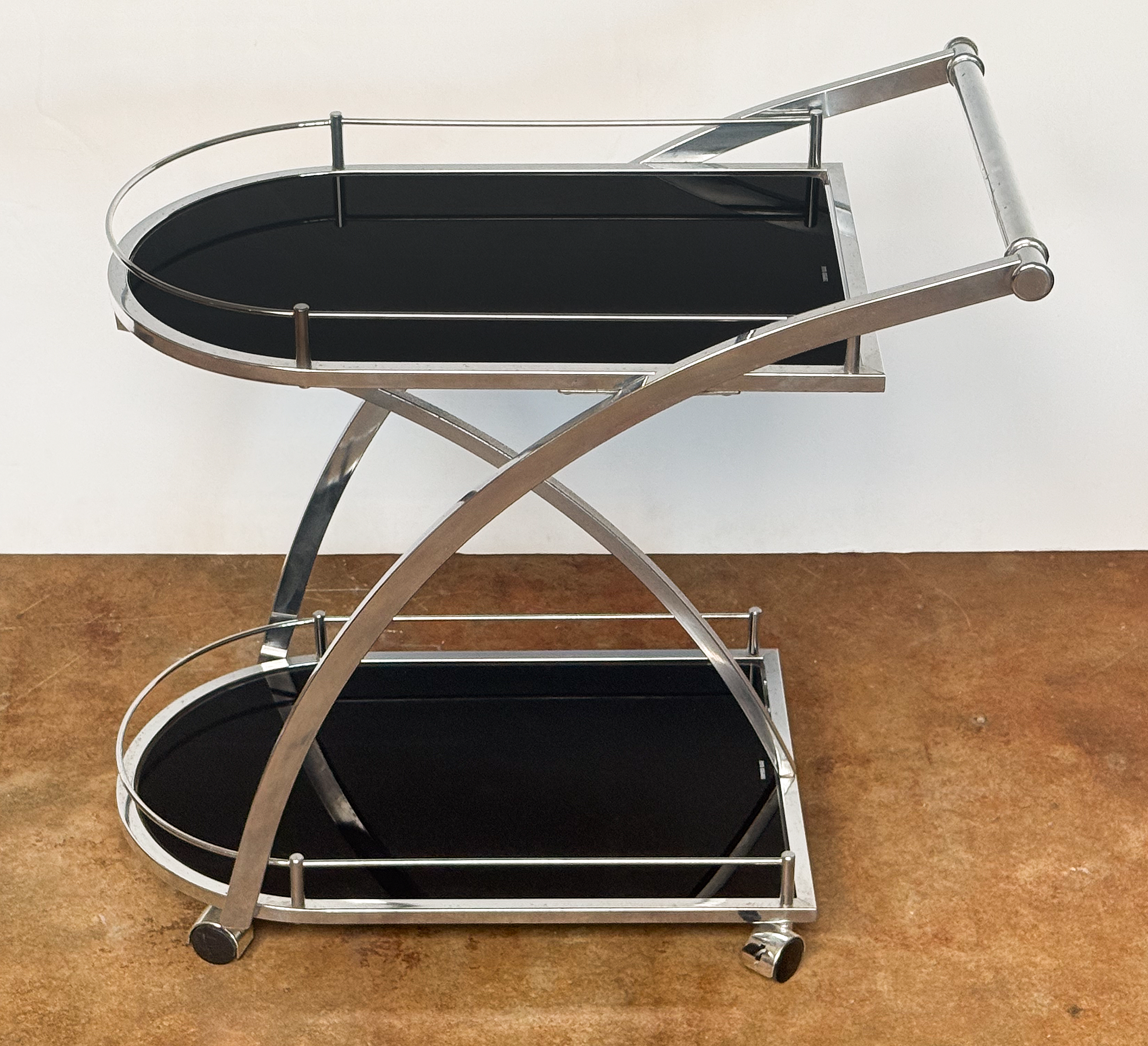 gg680_drinks_trolley_009