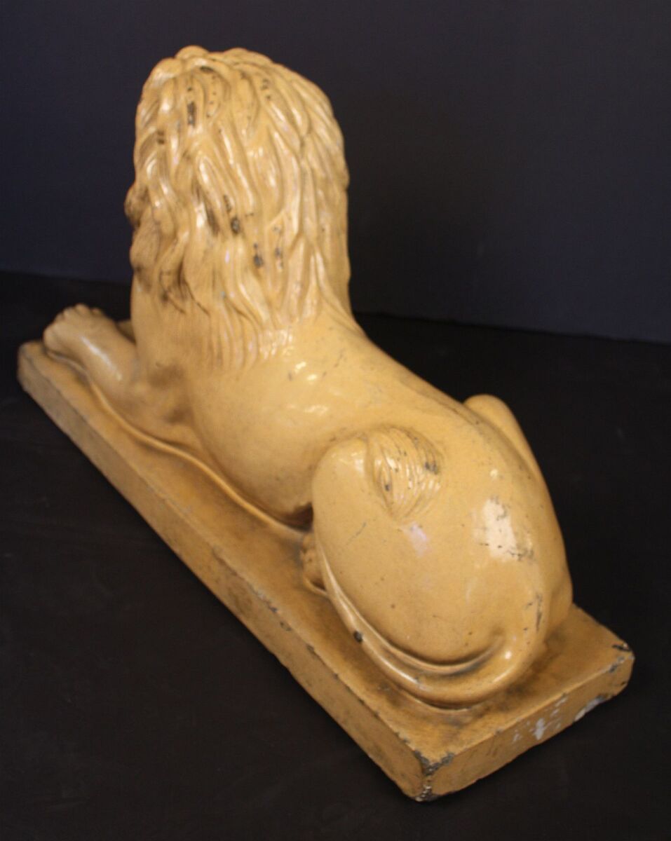 m1034_glazed_stoneware_recumbent_lion_7