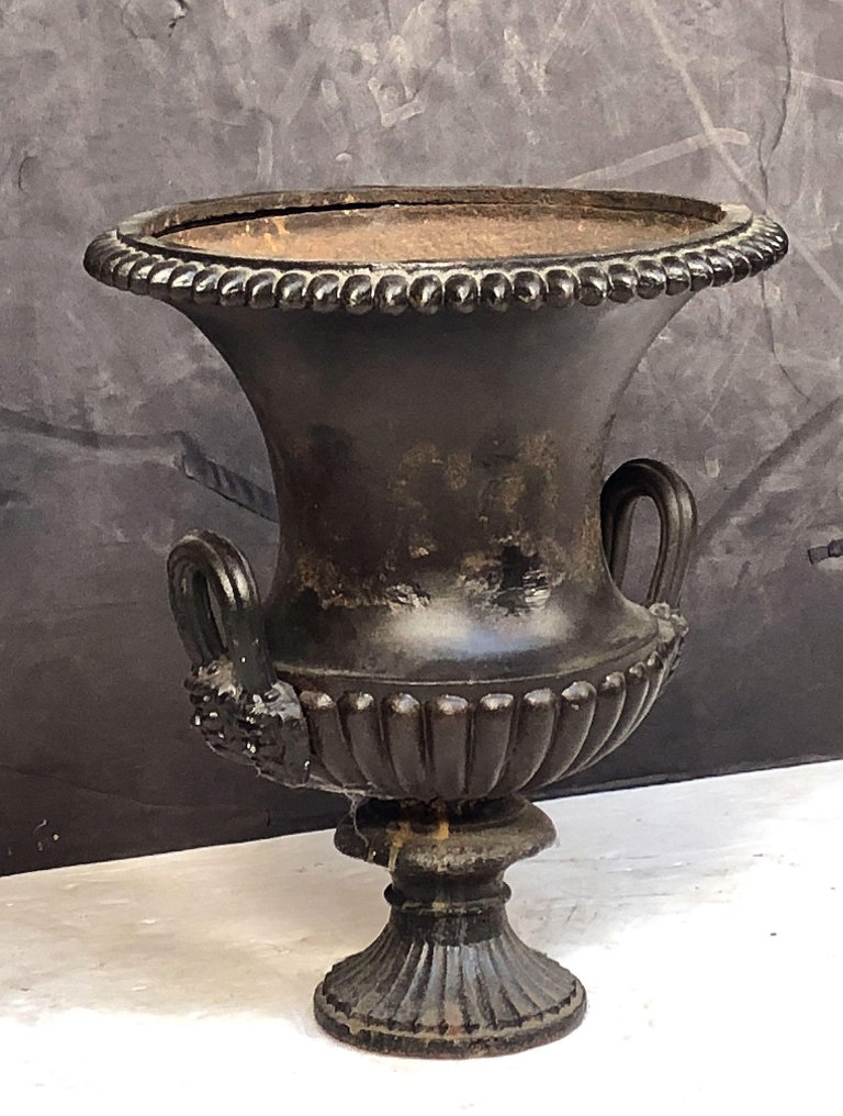 no_cast_iron_urn_143__master