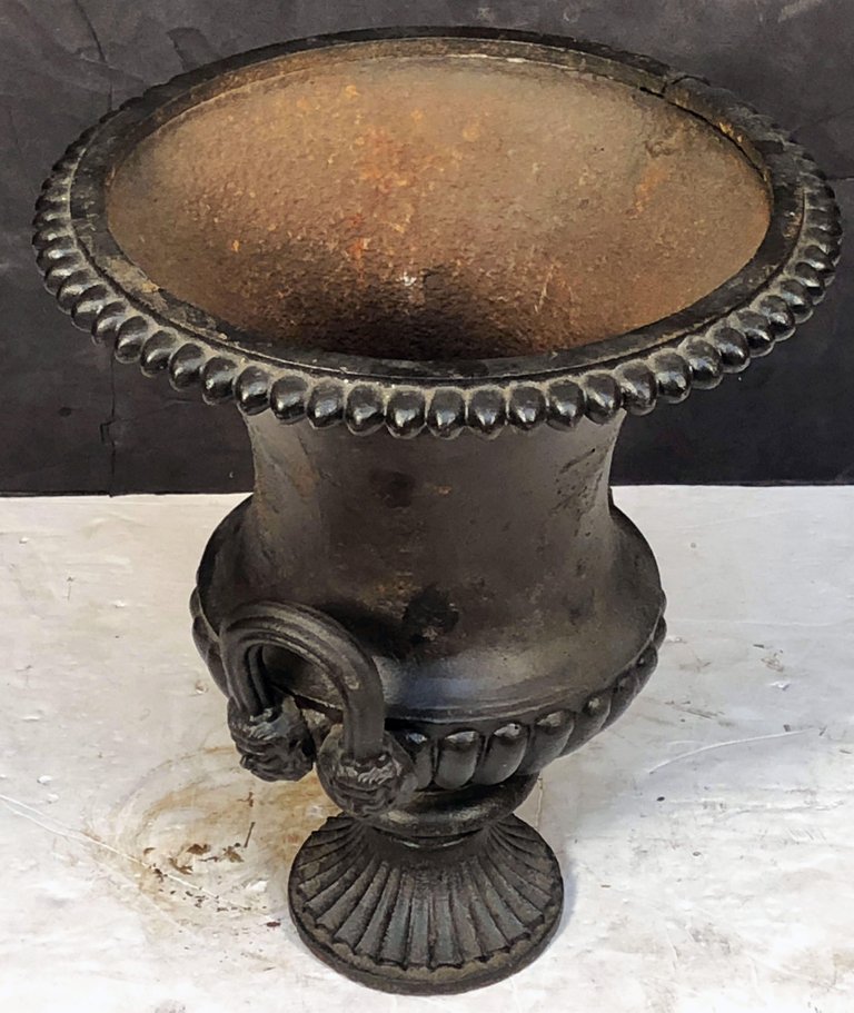 no_cast_iron_urn_257_g__master