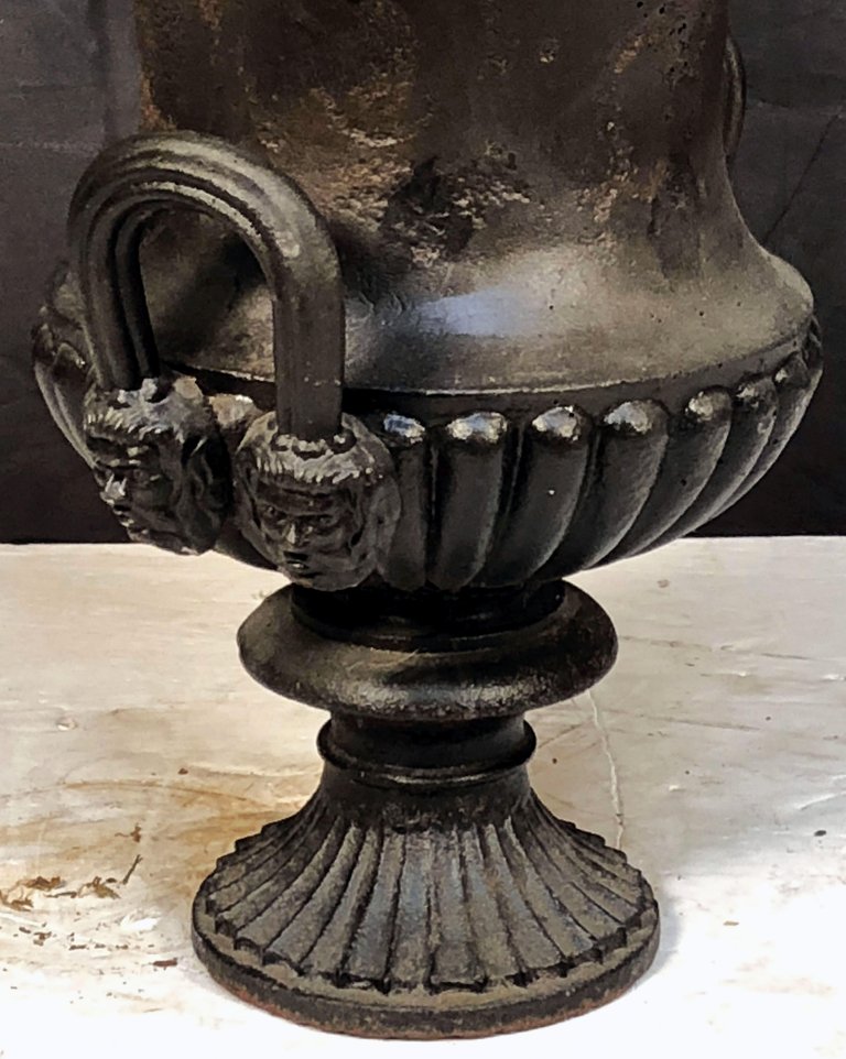 no_cast_iron_urn_263_g__master