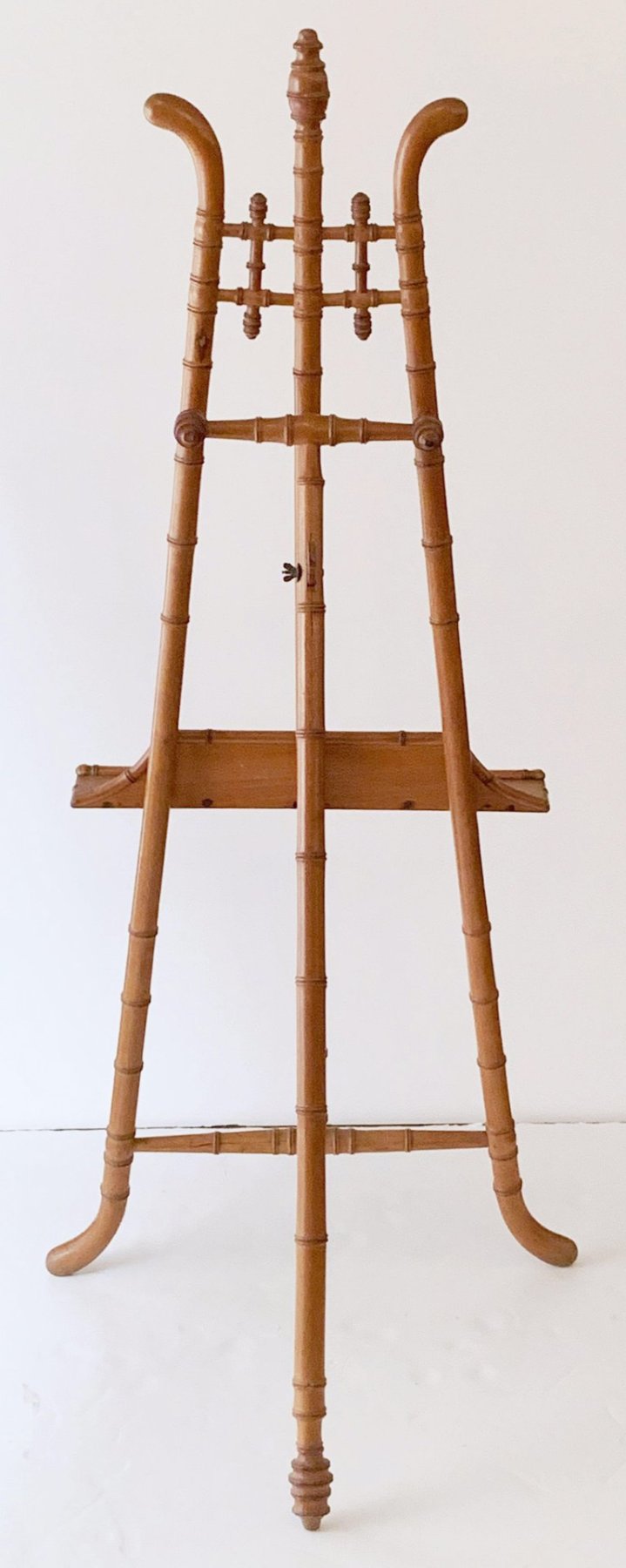 s0011_bamboo_easel_9__master