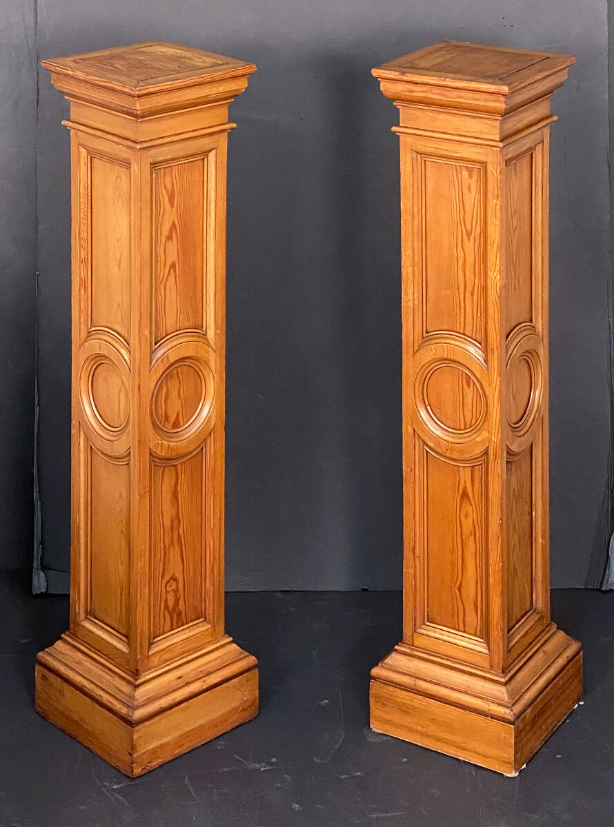 v0592_pine_pedestal_2