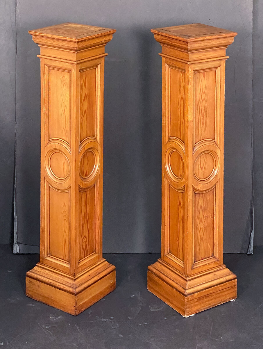 v0592_pine_pedestal_6