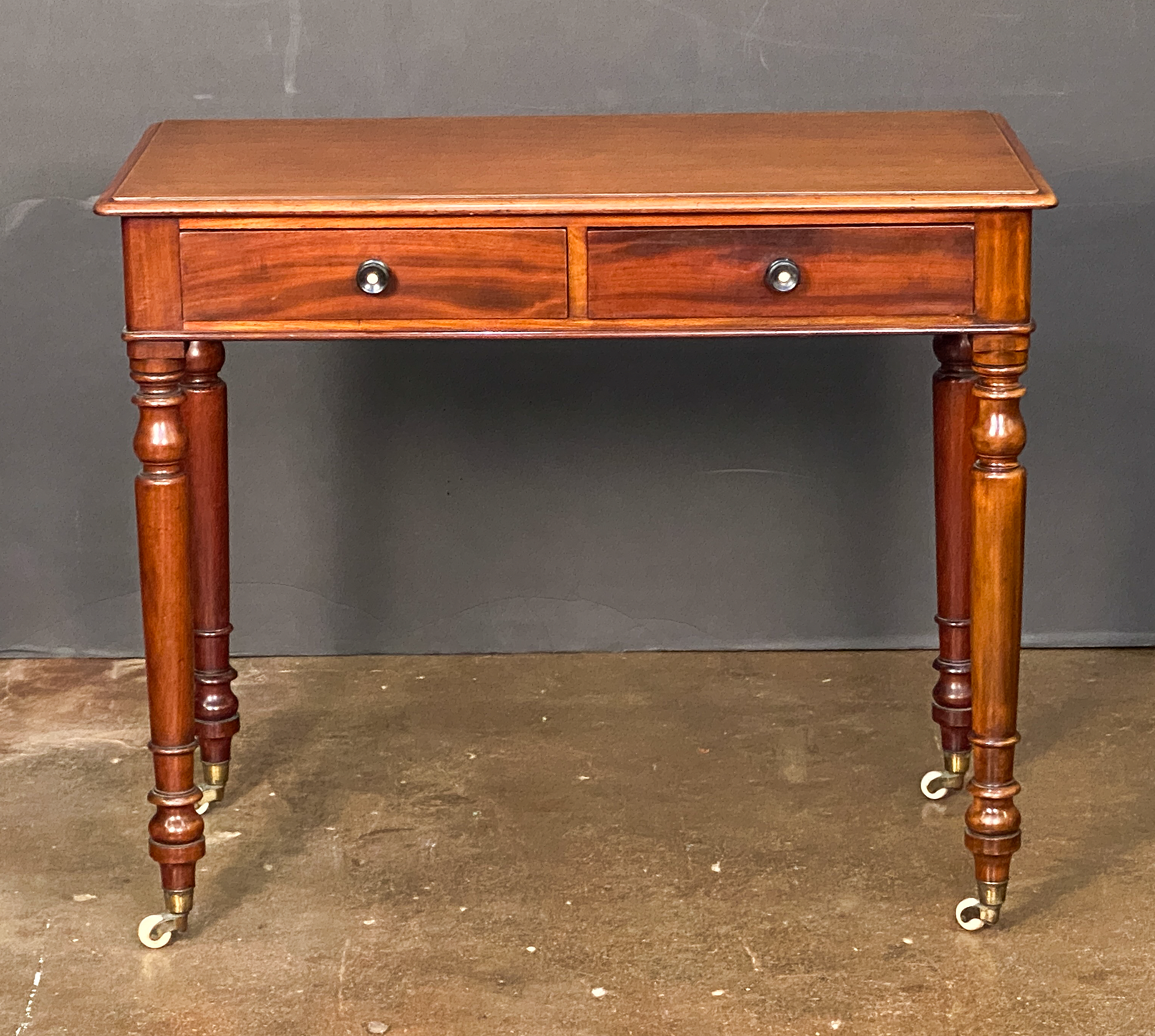 w0109_english_writing_table_14_695513864