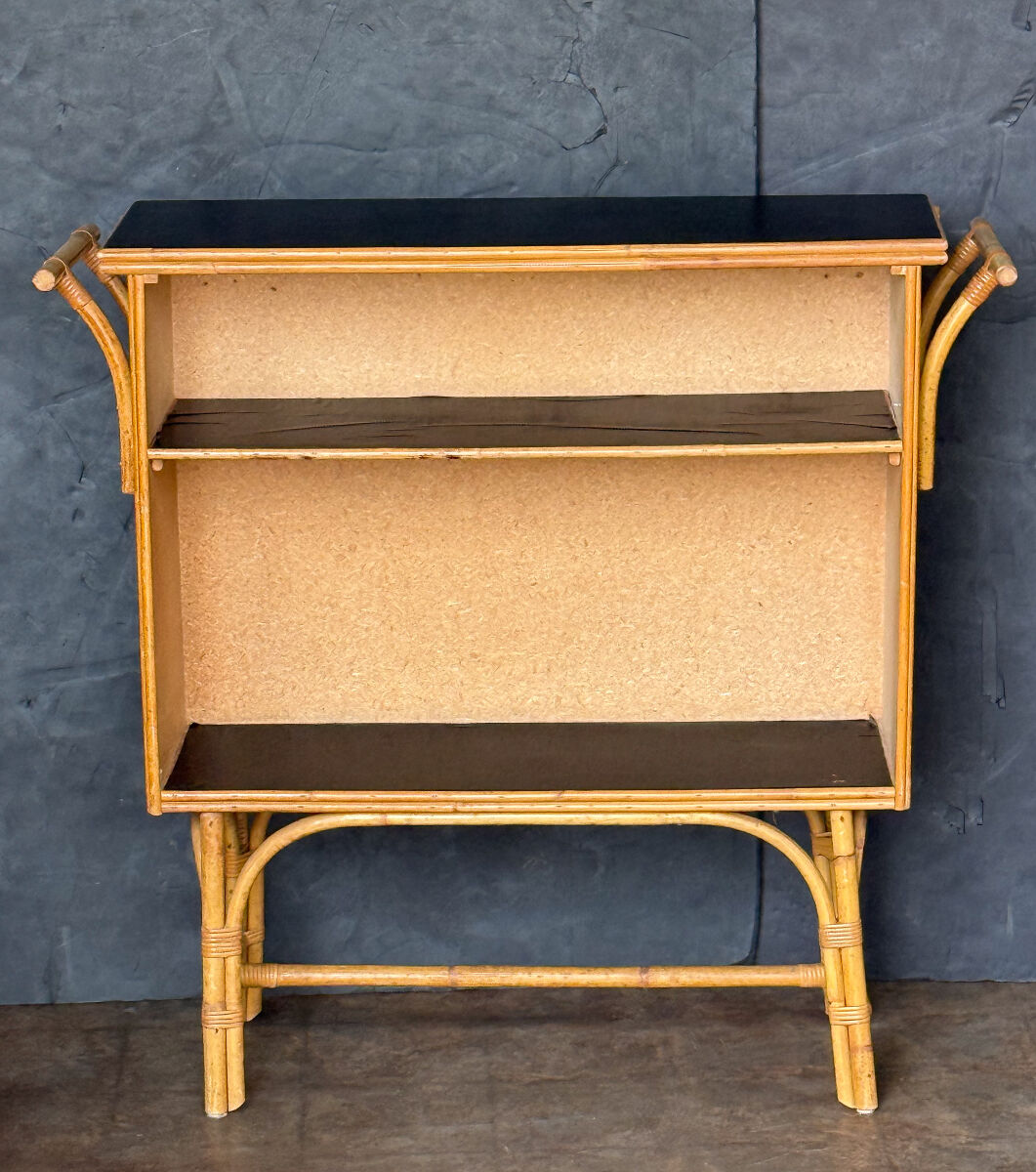 w1080_bamboo_bar_with_leather_top_006