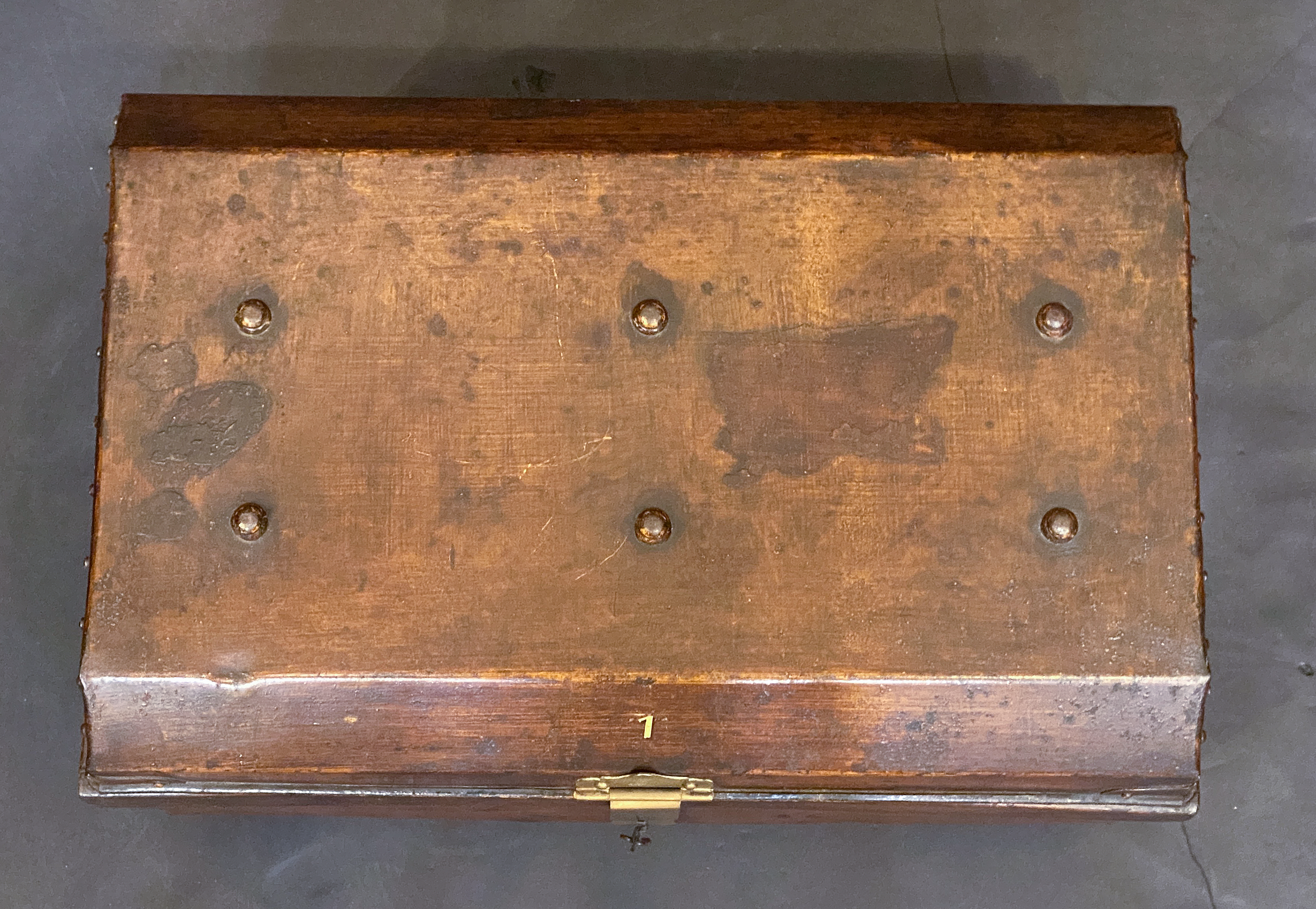 x1067_tin_trunk_12_1006362140