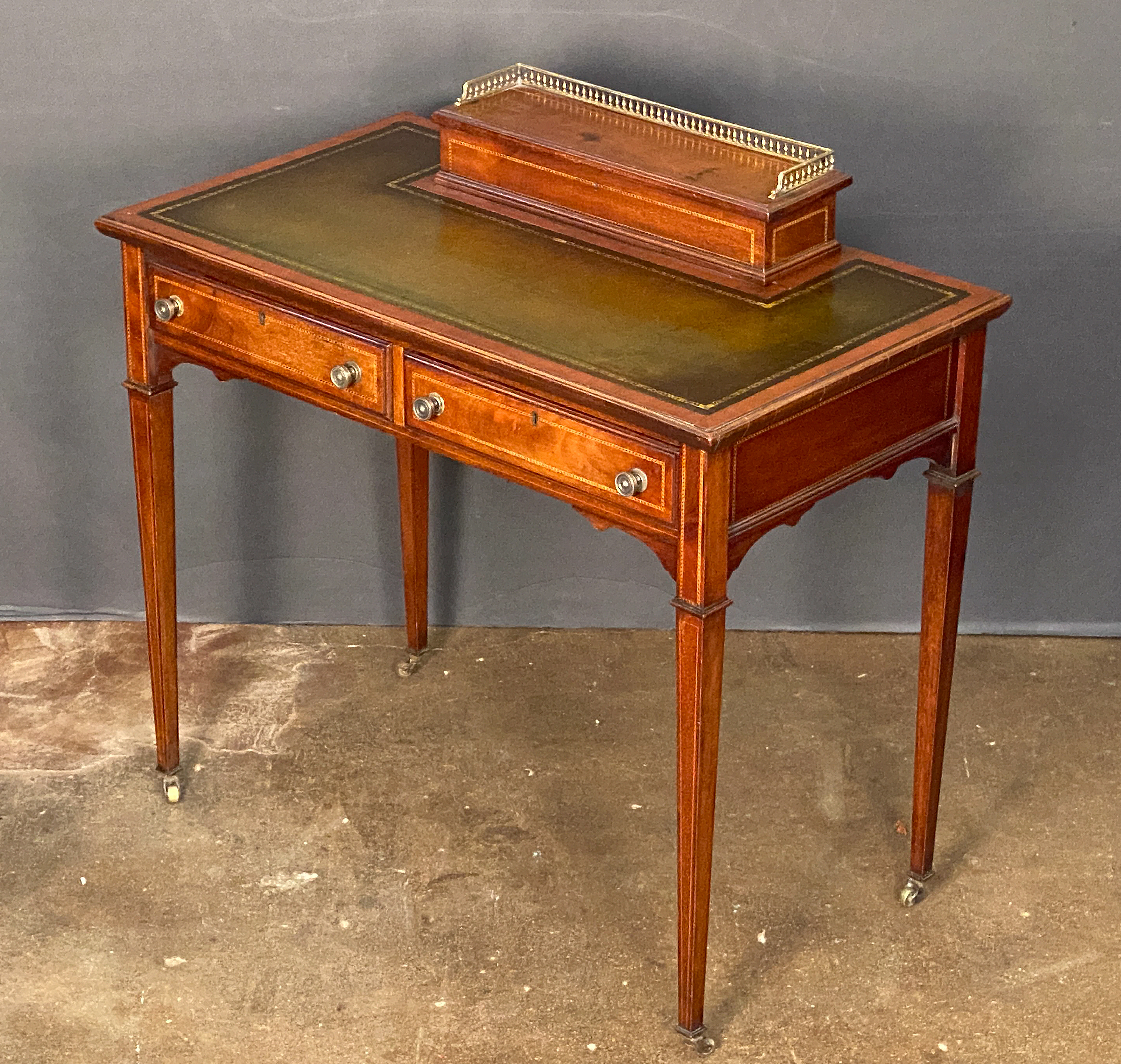 x1184_leather_top_mahogany_desk_34