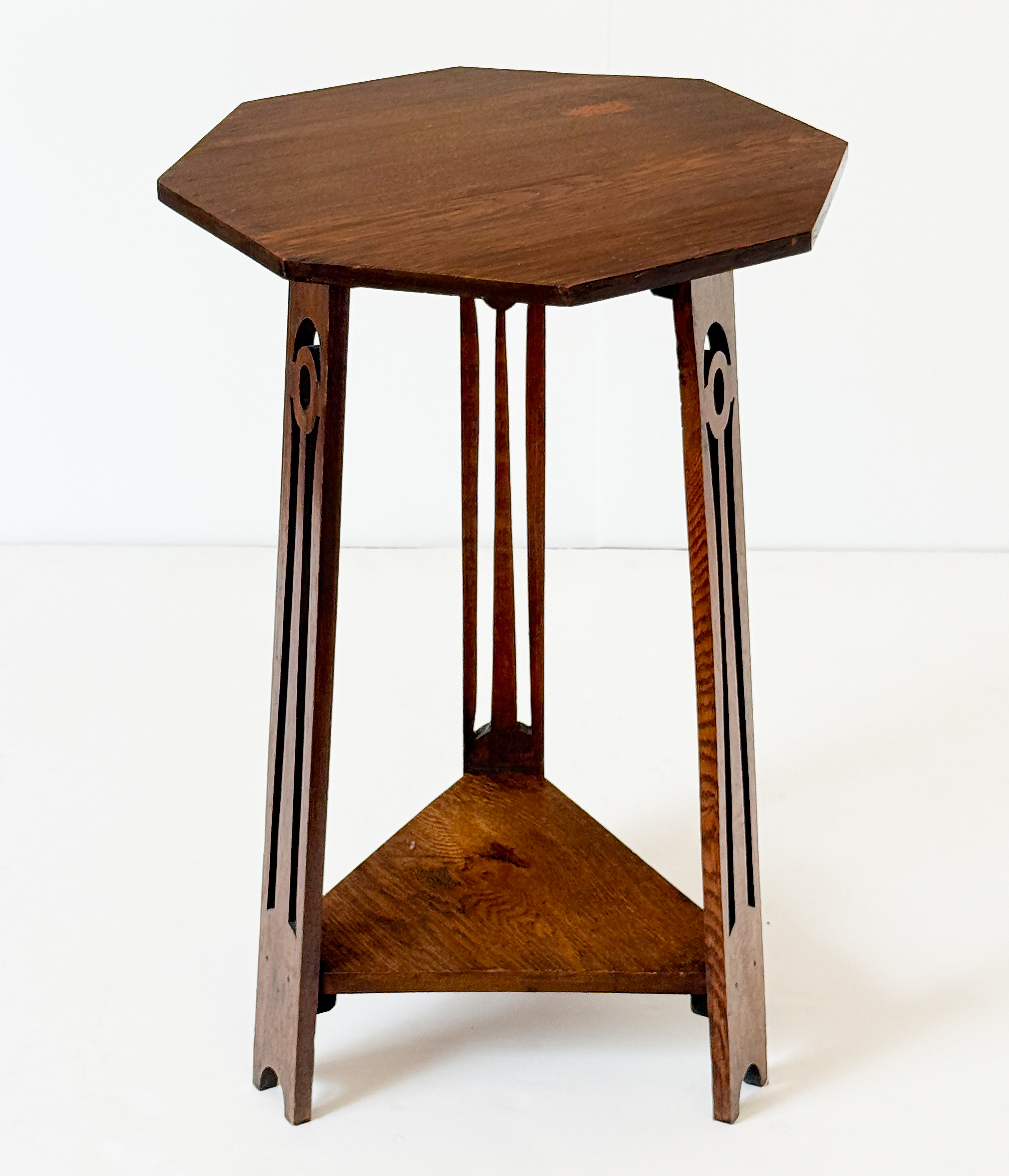 z2048_arts_crafts_table_edited_2