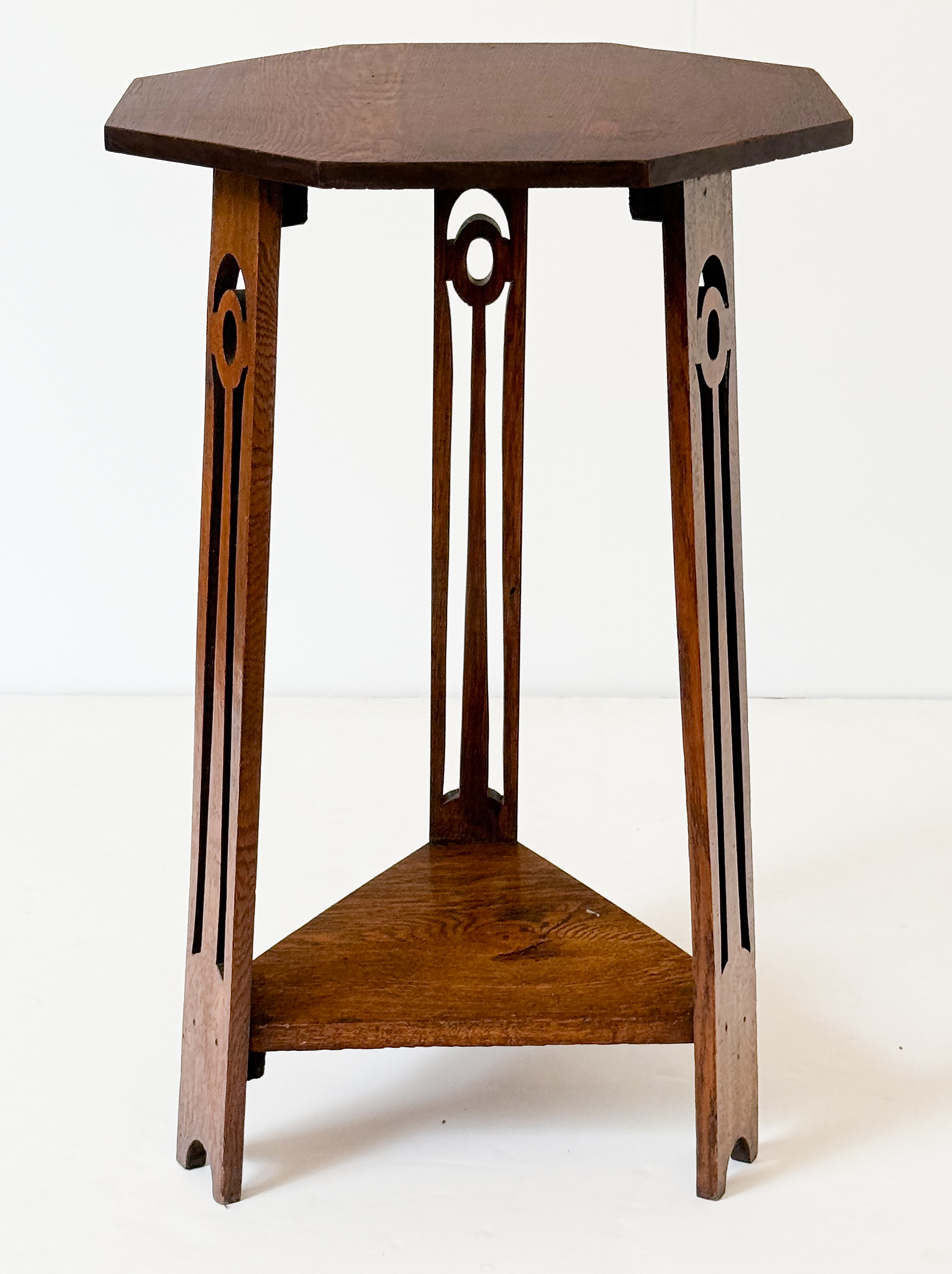 z2048_arts_crafts_table_edited_3