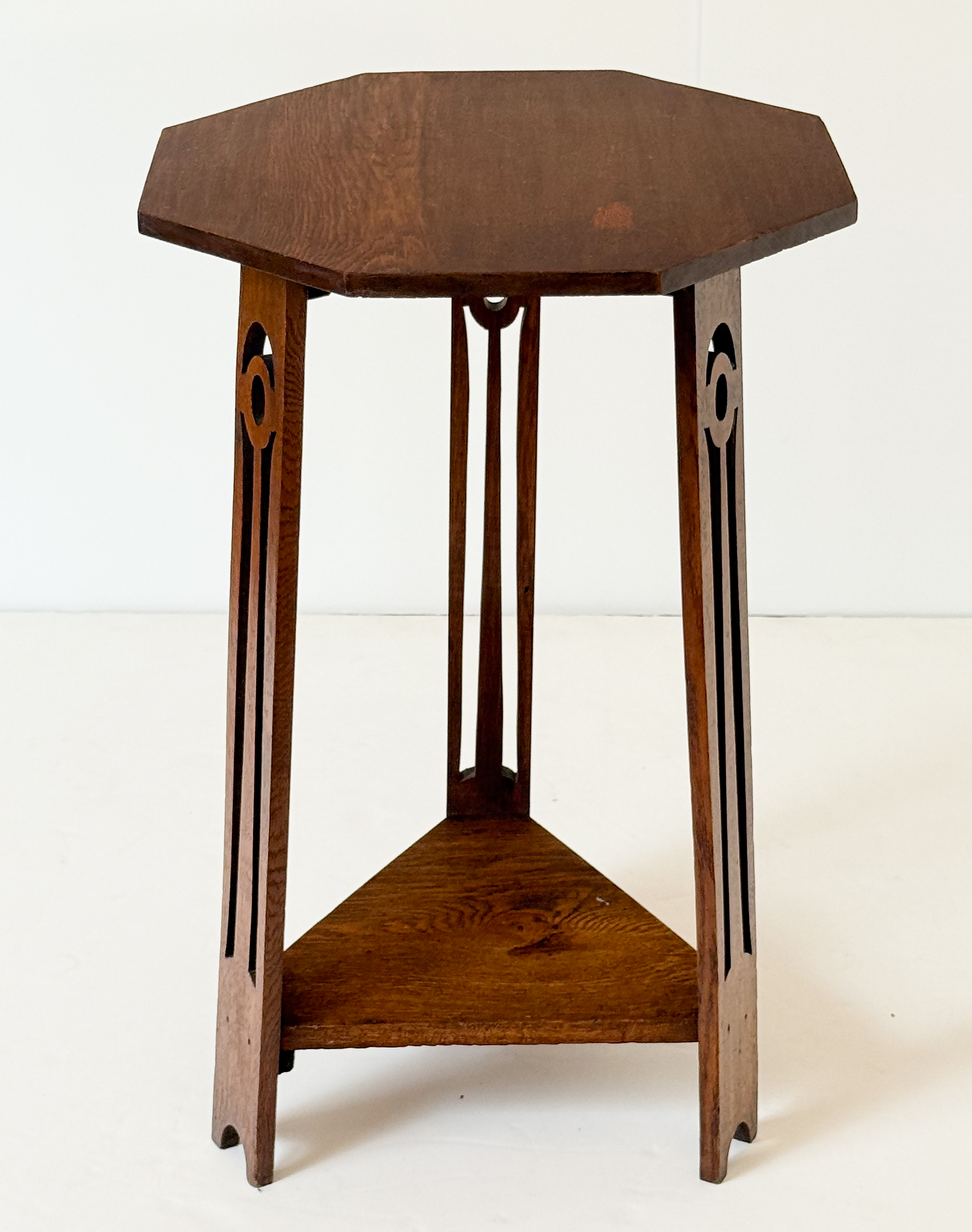 z2048_arts_crafts_table_edited_4